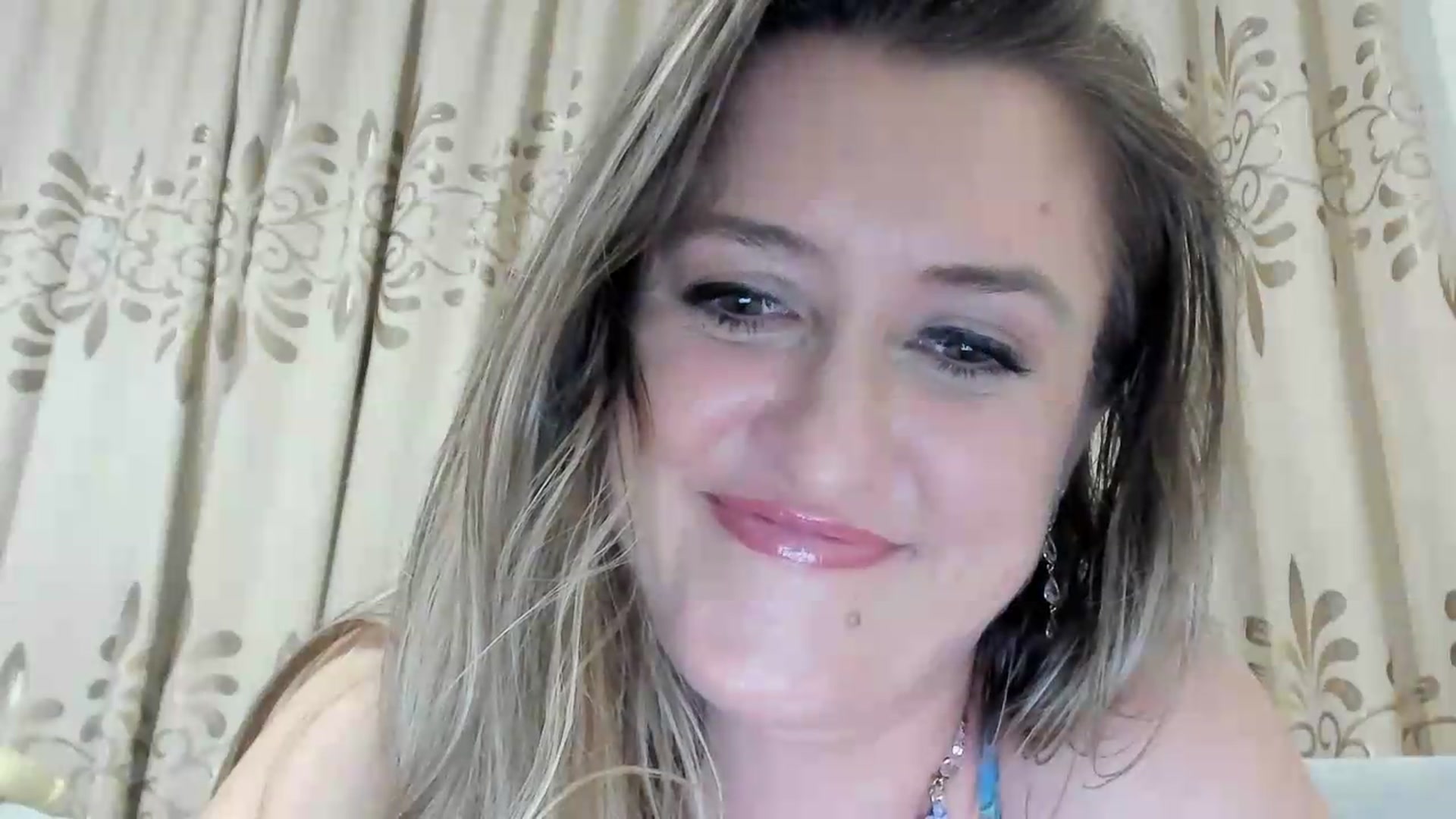 Gallery image thumbnail from BestDream's myfreecams stream on, 08/02/2026, 21:09 image 15 of 20