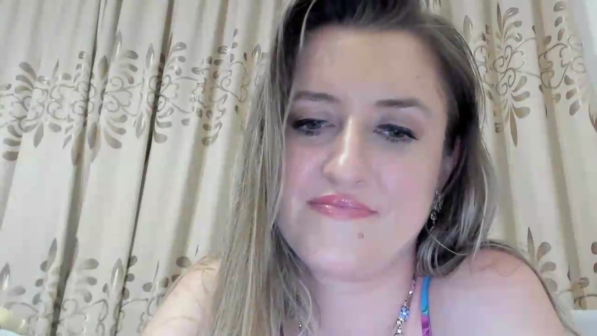 Gallery image thumbnail from BestDream's myfreecams stream on, 08/02/2026, 21:46 image 18 of 20