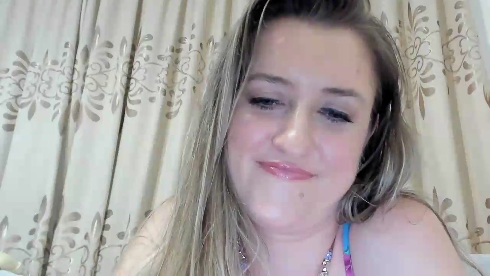 Gallery image thumbnail from BestDream's myfreecams stream on, 08/02/2026, 21:46 image 17 of 20