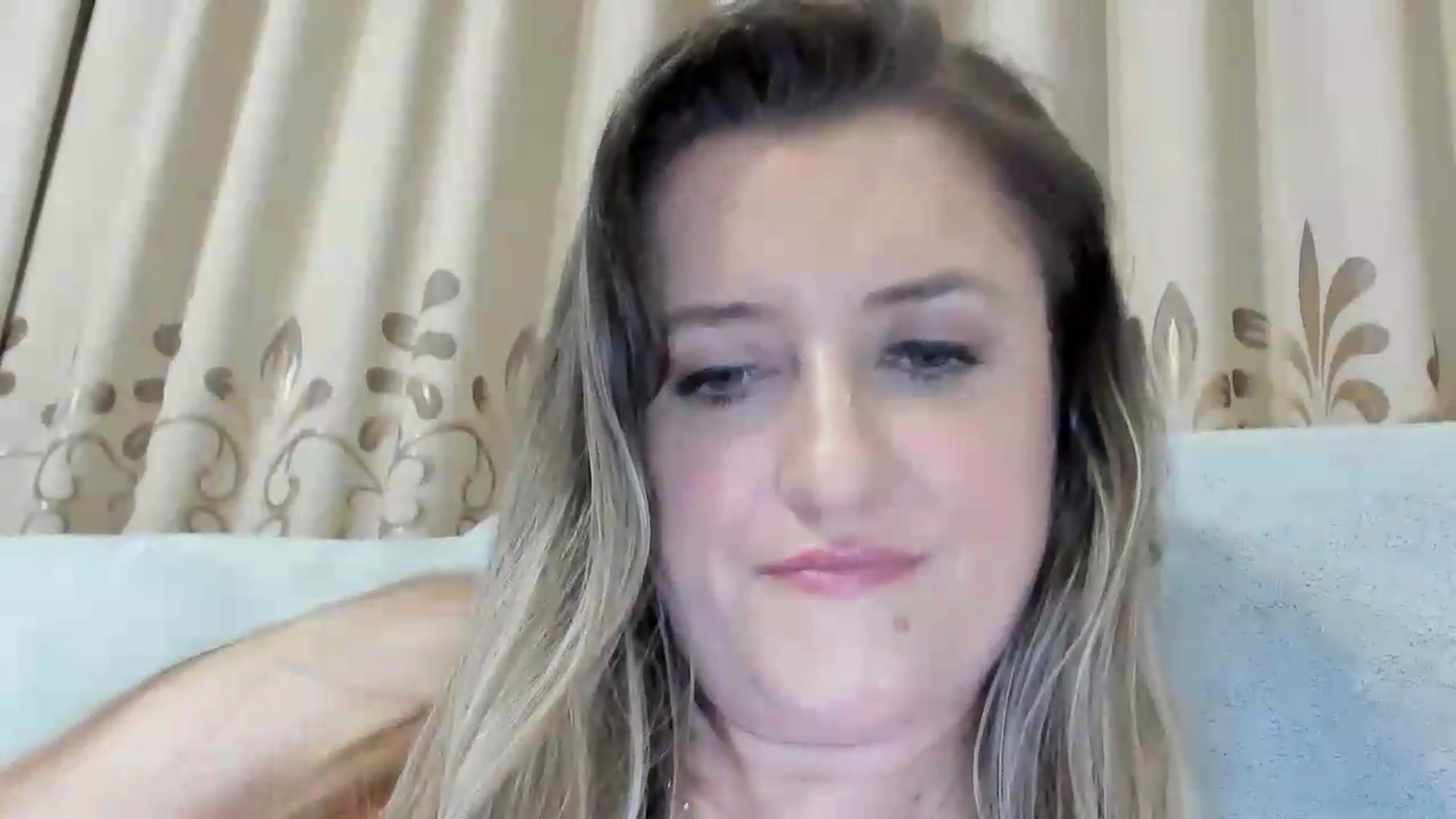 Gallery image thumbnail from BestDream's myfreecams stream on, 08/02/2026, 23:15 image 19 of 20
