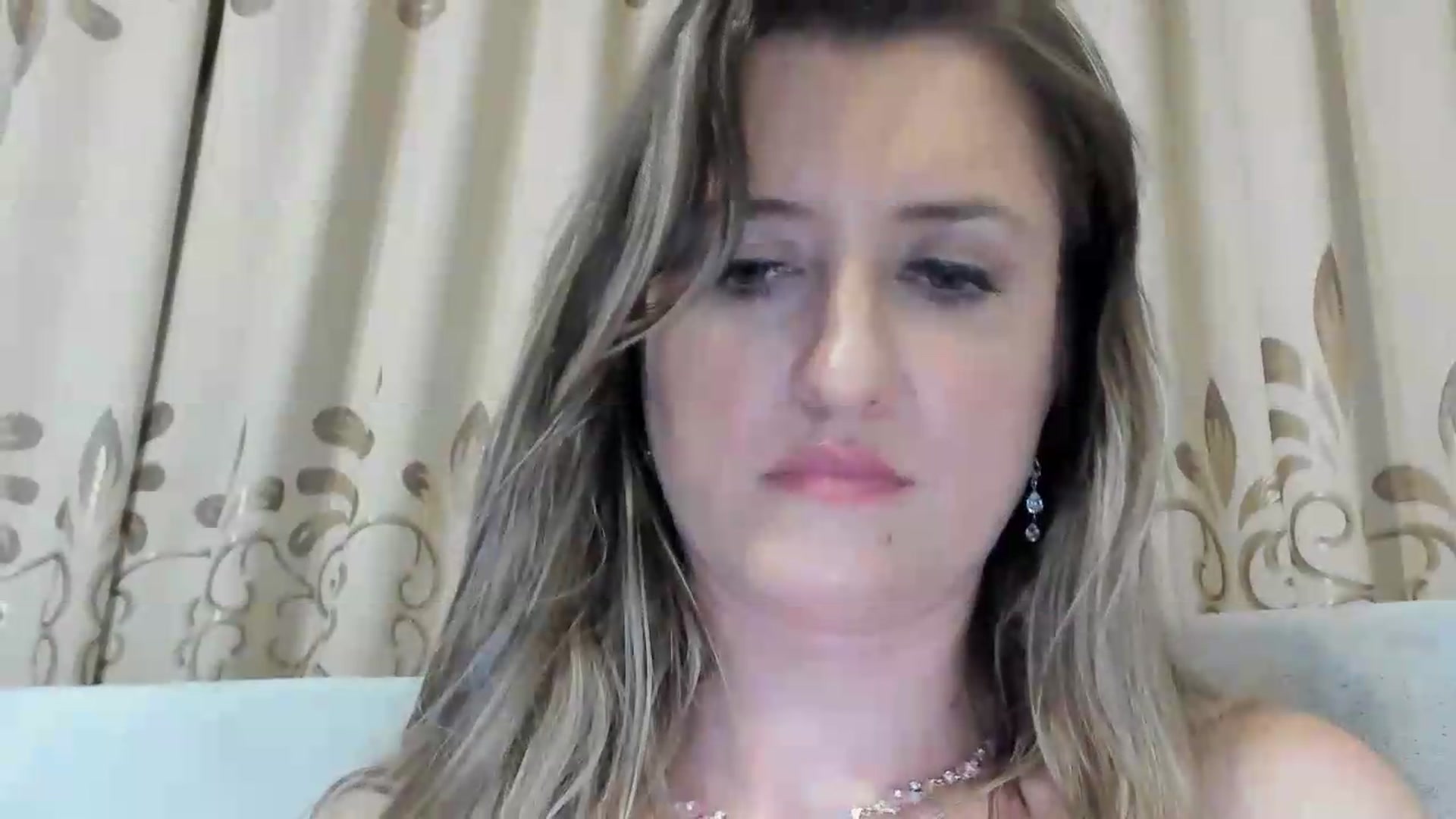 Gallery image thumbnail from BestDream's myfreecams stream on, 08/02/2026, 23:43 image 12 of 20