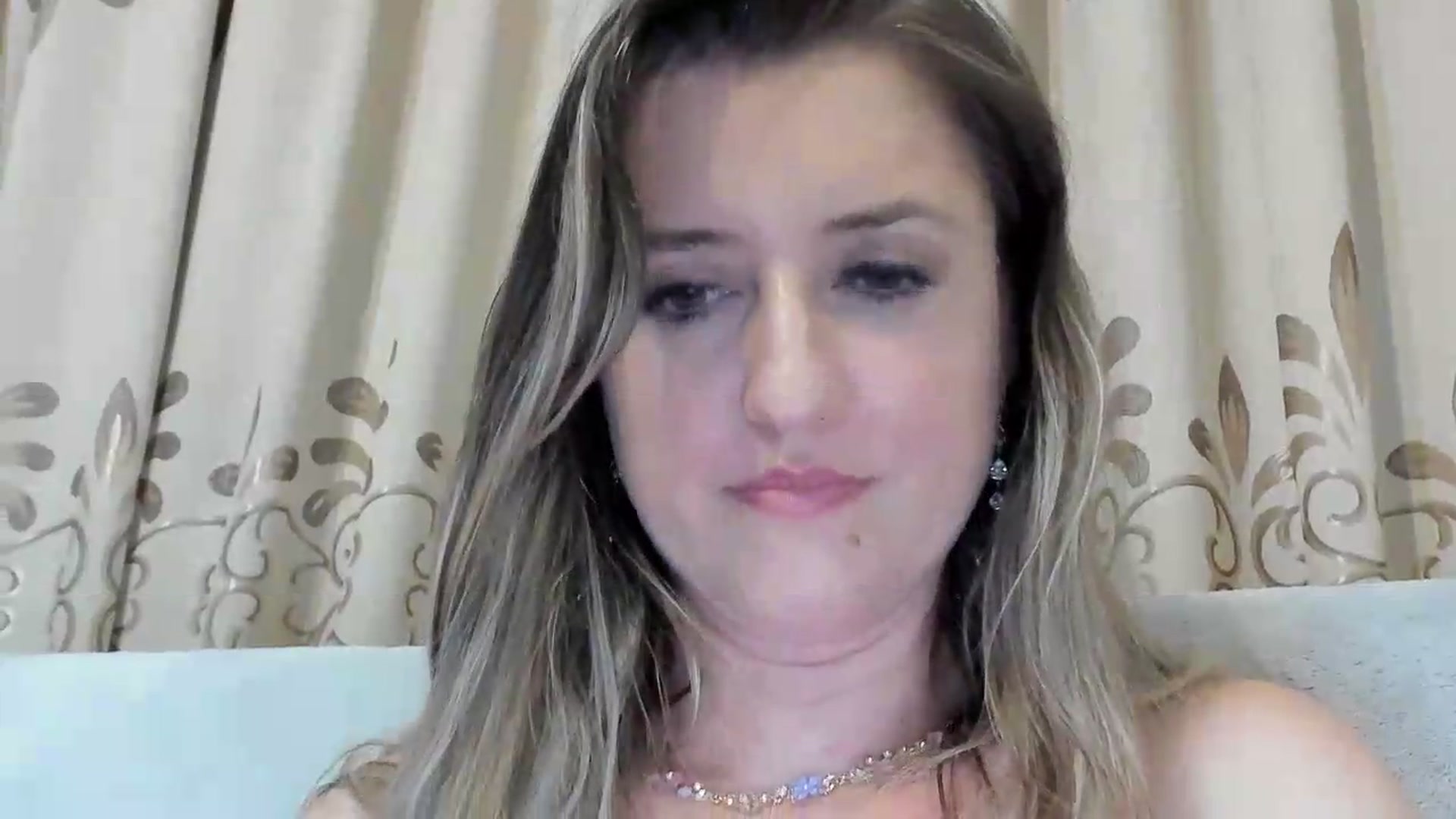 Gallery image thumbnail from BestDream's myfreecams stream on, 08/02/2026, 23:43 image 15 of 20