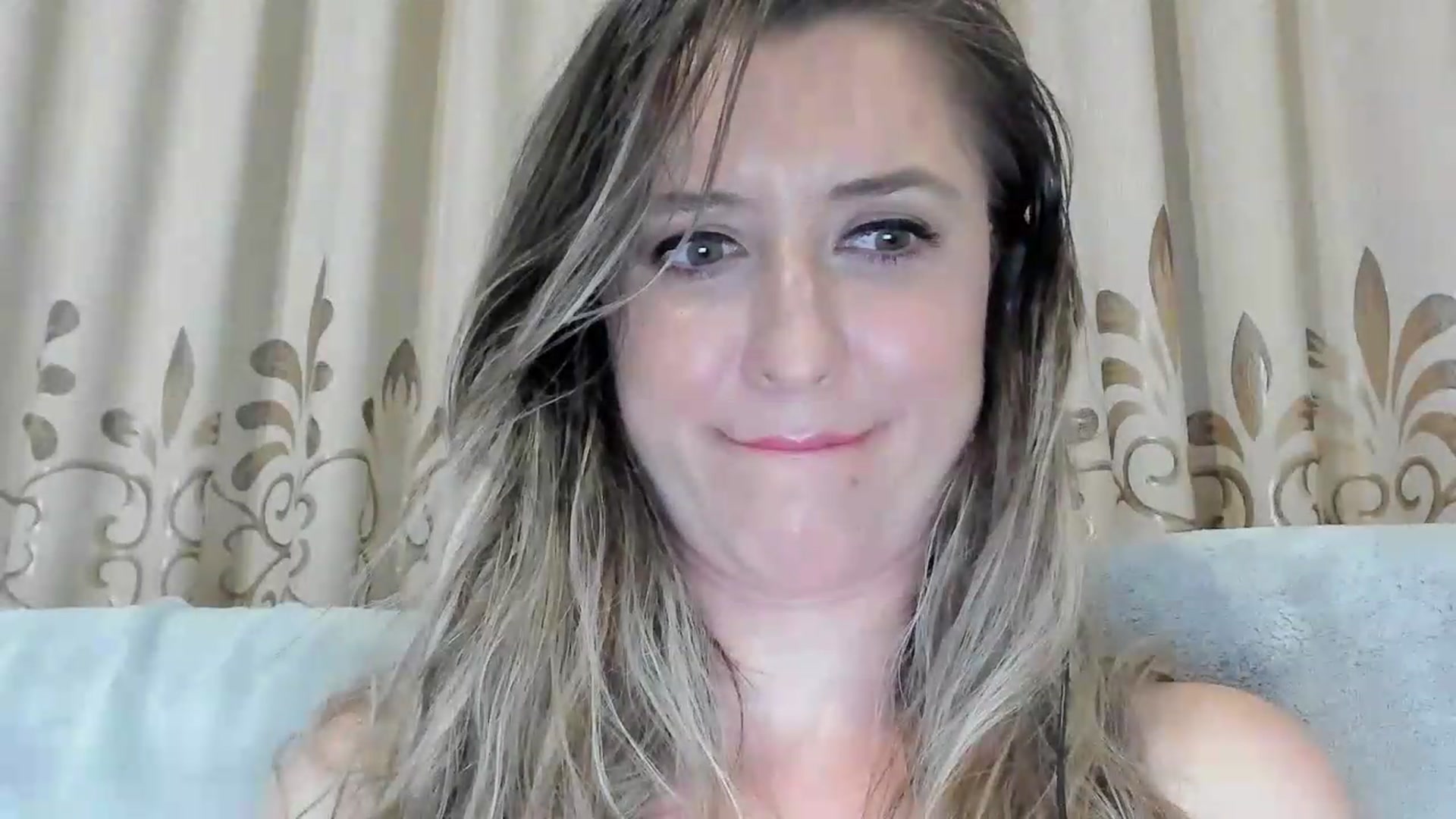 Gallery image thumbnail from BestDream's myfreecams stream on, 08/03/2026, 21:36 image 20 of 20