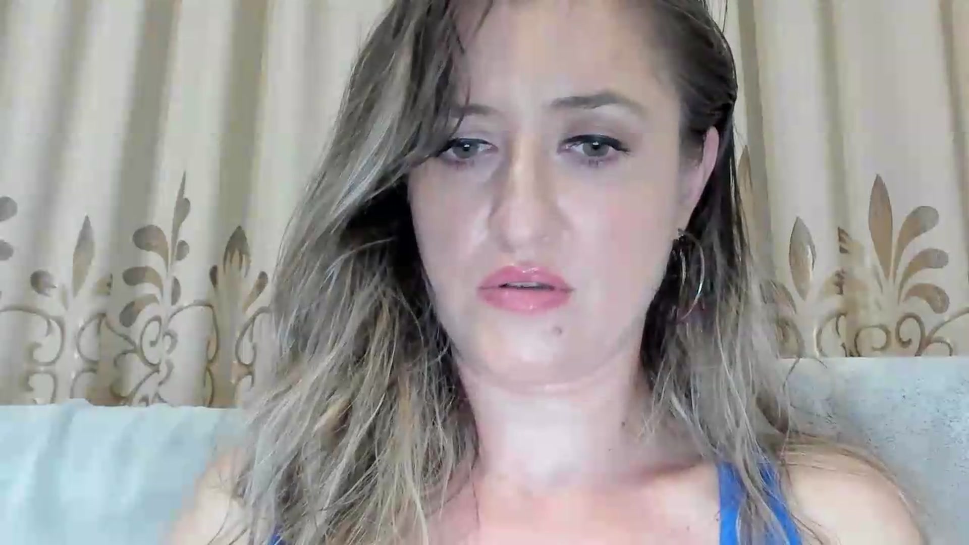 Gallery image thumbnail from BestDream's myfreecams stream on, 08/03/2026, 21:36 image 5 of 20