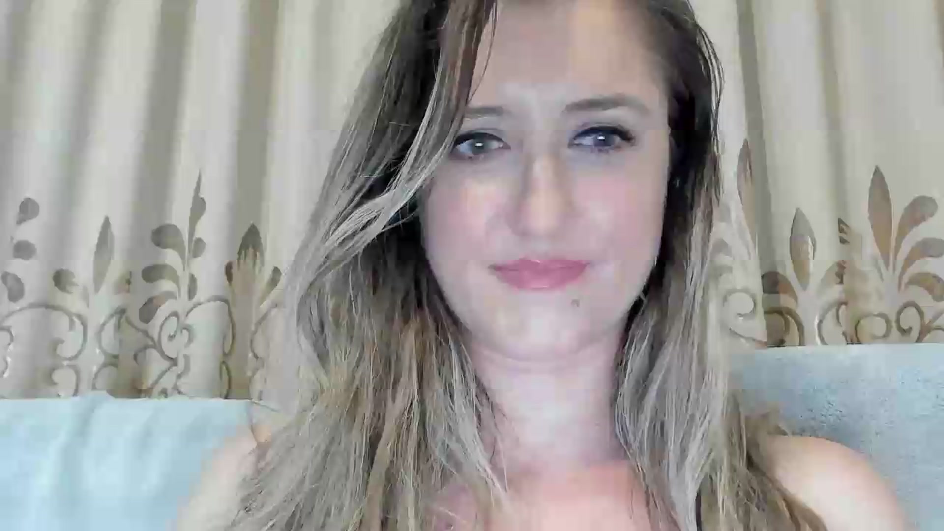 Gallery image thumbnail from BestDream's myfreecams stream on, 08/03/2026, 21:36 image 13 of 20