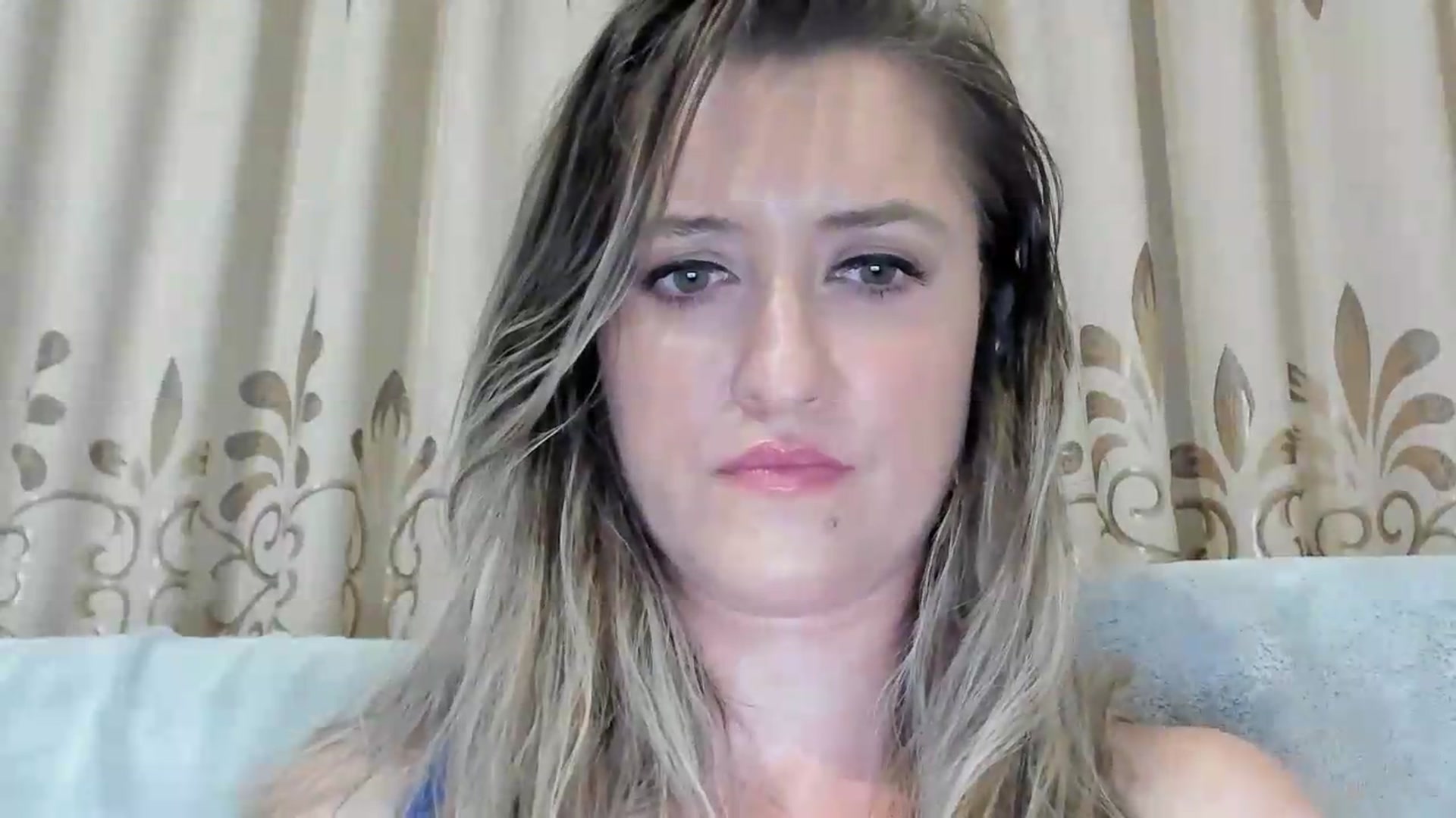 Gallery image thumbnail from BestDream's myfreecams stream on, 08/03/2026, 21:52 image 5 of 20