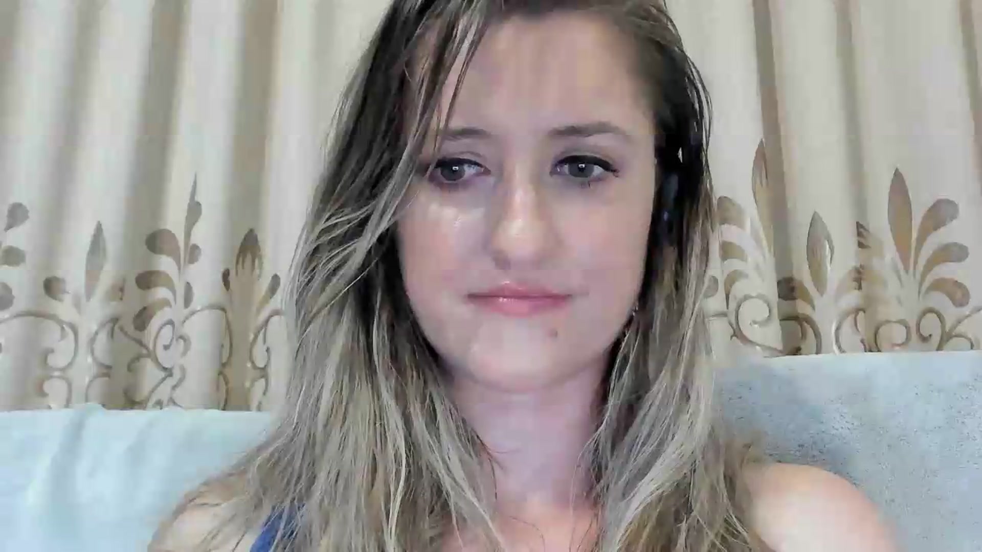 Gallery image thumbnail from BestDream's myfreecams stream on, 08/03/2026, 21:52 image 15 of 20