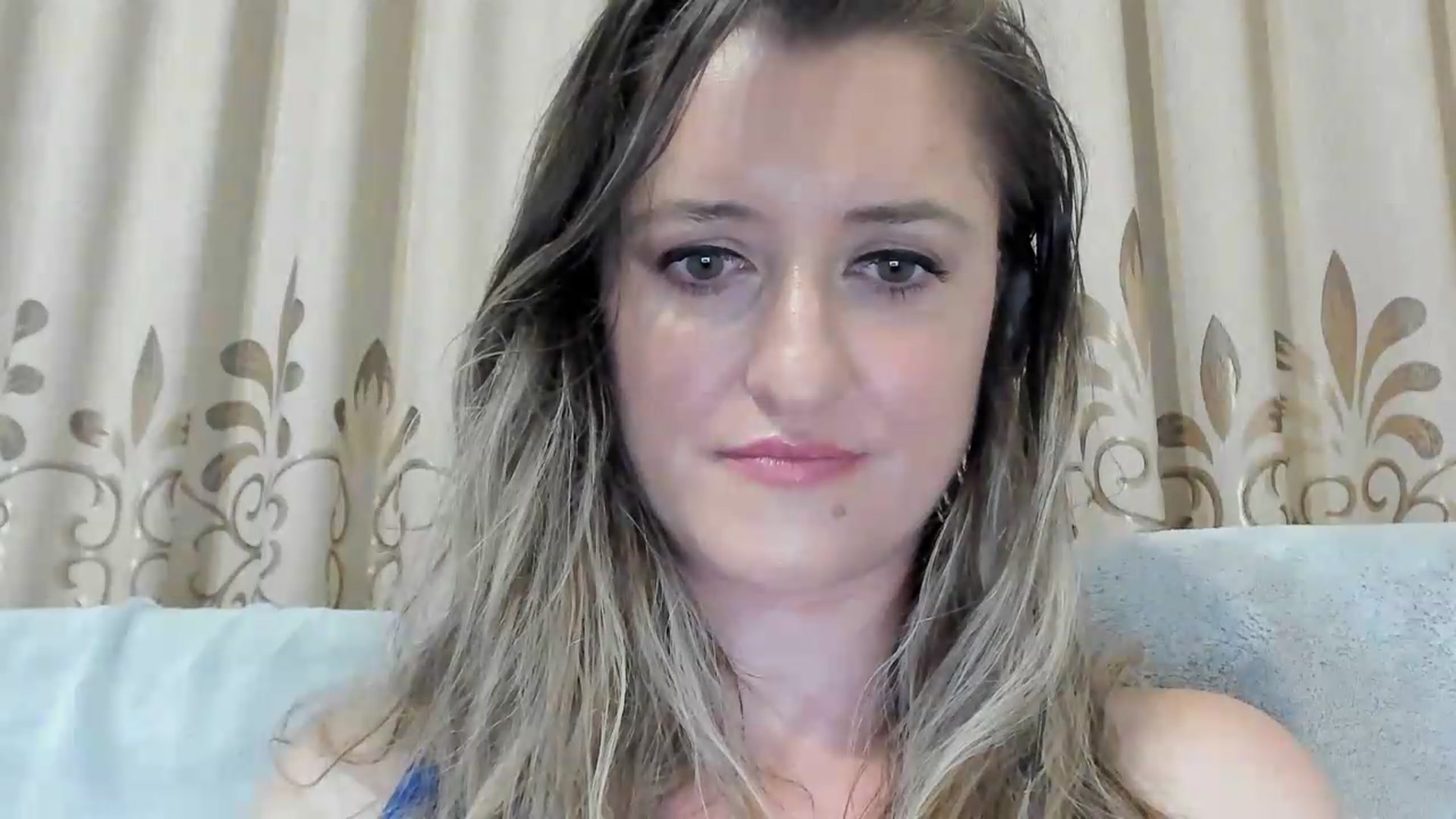 Gallery image thumbnail from BestDream's myfreecams stream on, 08/03/2026, 21:52 image 17 of 20