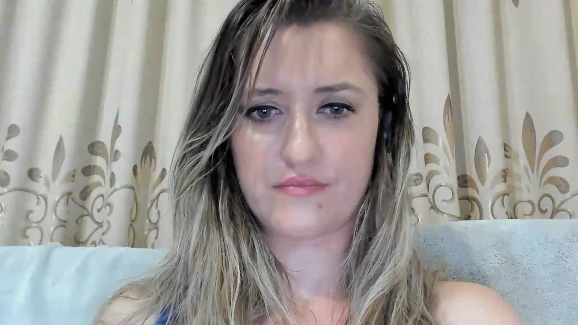 Gallery image thumbnail from BestDream's myfreecams stream on, 08/03/2026, 21:52 image 11 of 20
