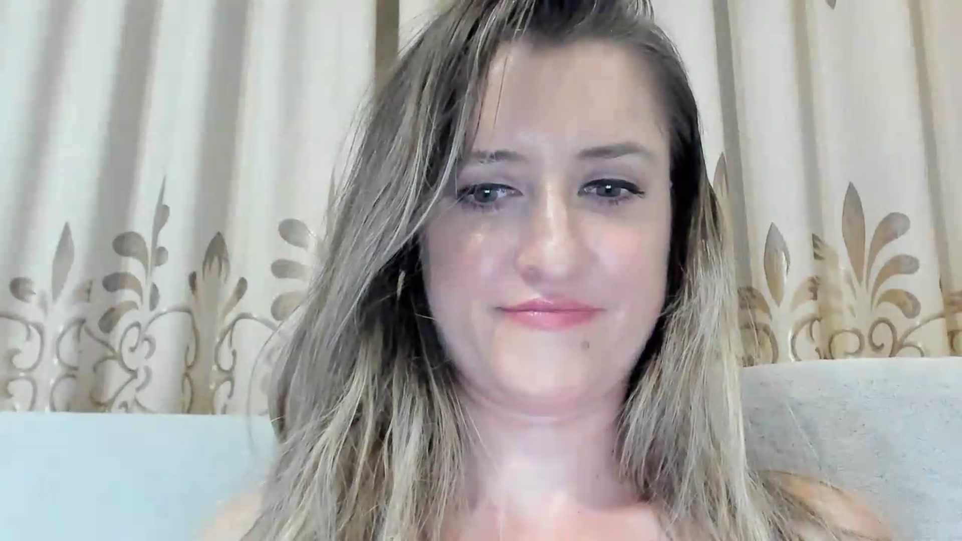 Gallery image thumbnail from BestDream's myfreecams stream on, 08/03/2026, 22:37 image 6 of 20