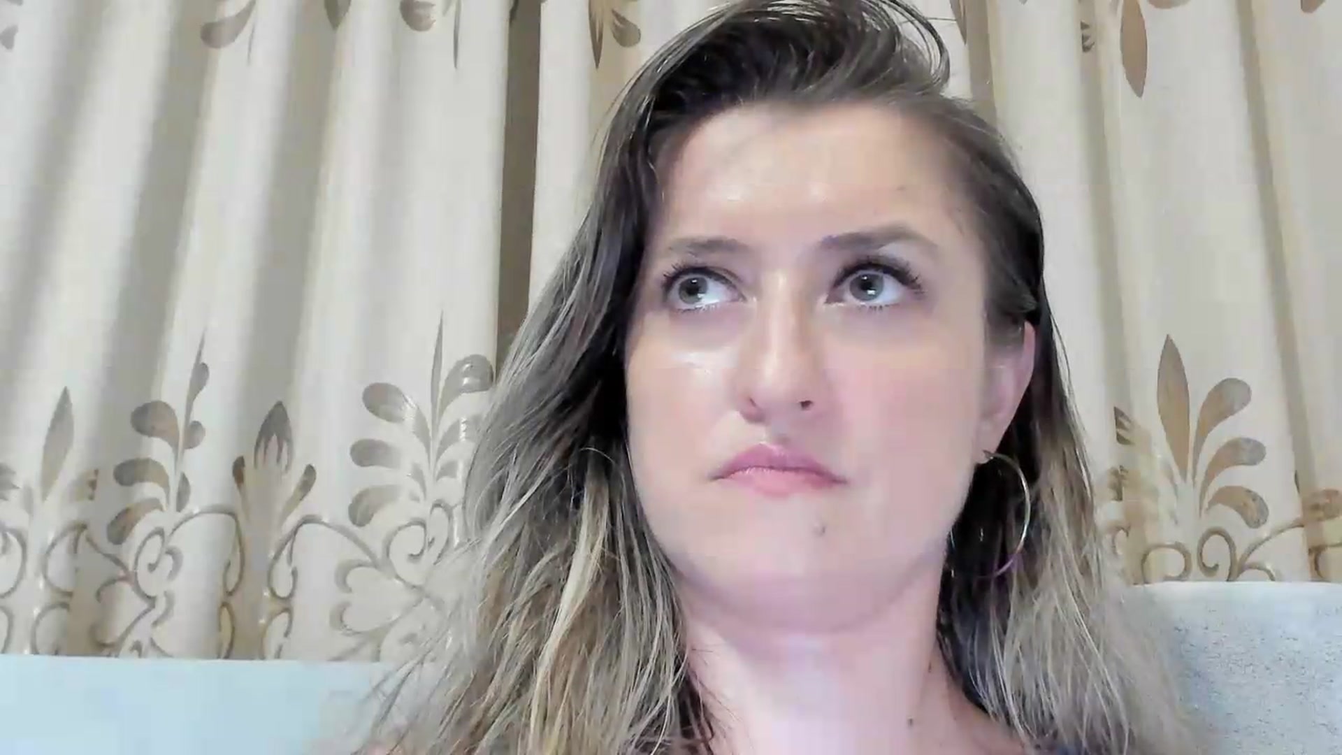 Gallery image thumbnail from BestDream's myfreecams stream on, 08/03/2026, 23:35 image 12 of 20
