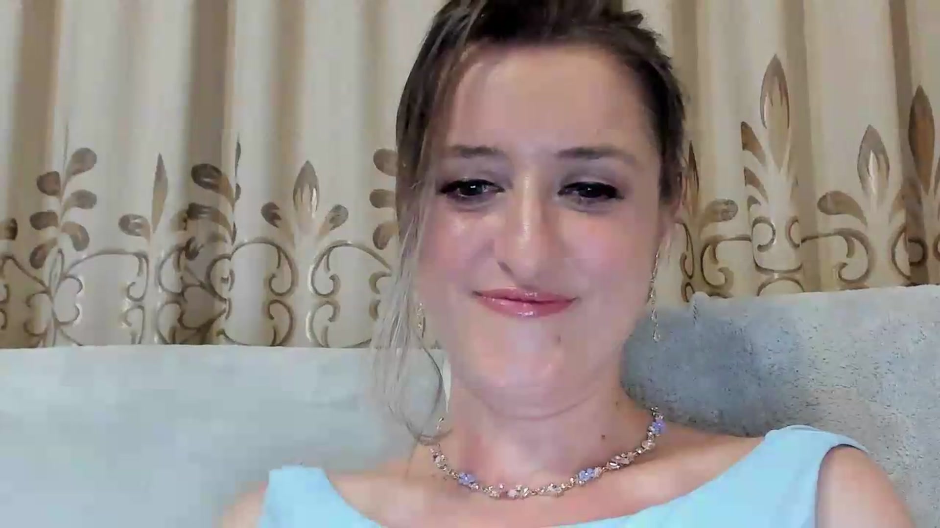 Gallery image thumbnail from BestDream's myfreecams stream on, 08/04/2026, 22:53 image 16 of 20