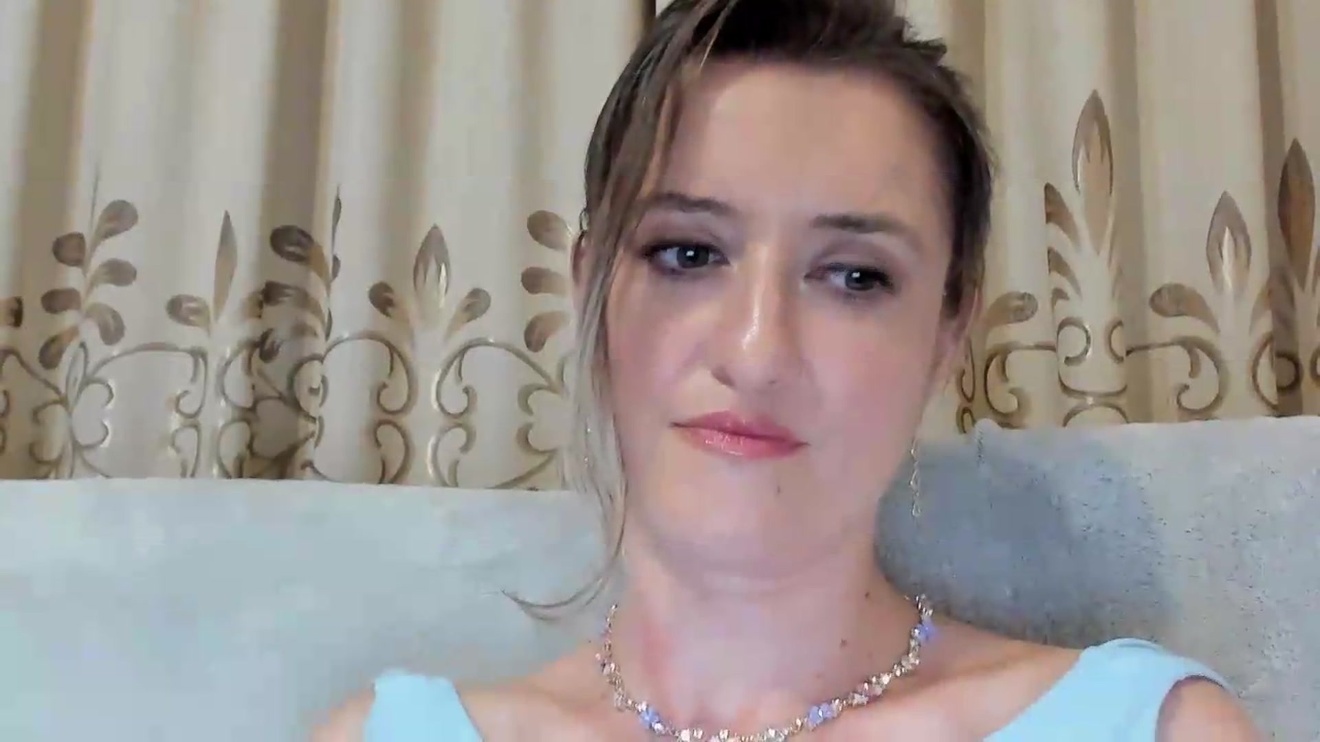 Gallery image thumbnail from BestDream's myfreecams stream on, 08/04/2026, 22:53 image 18 of 20