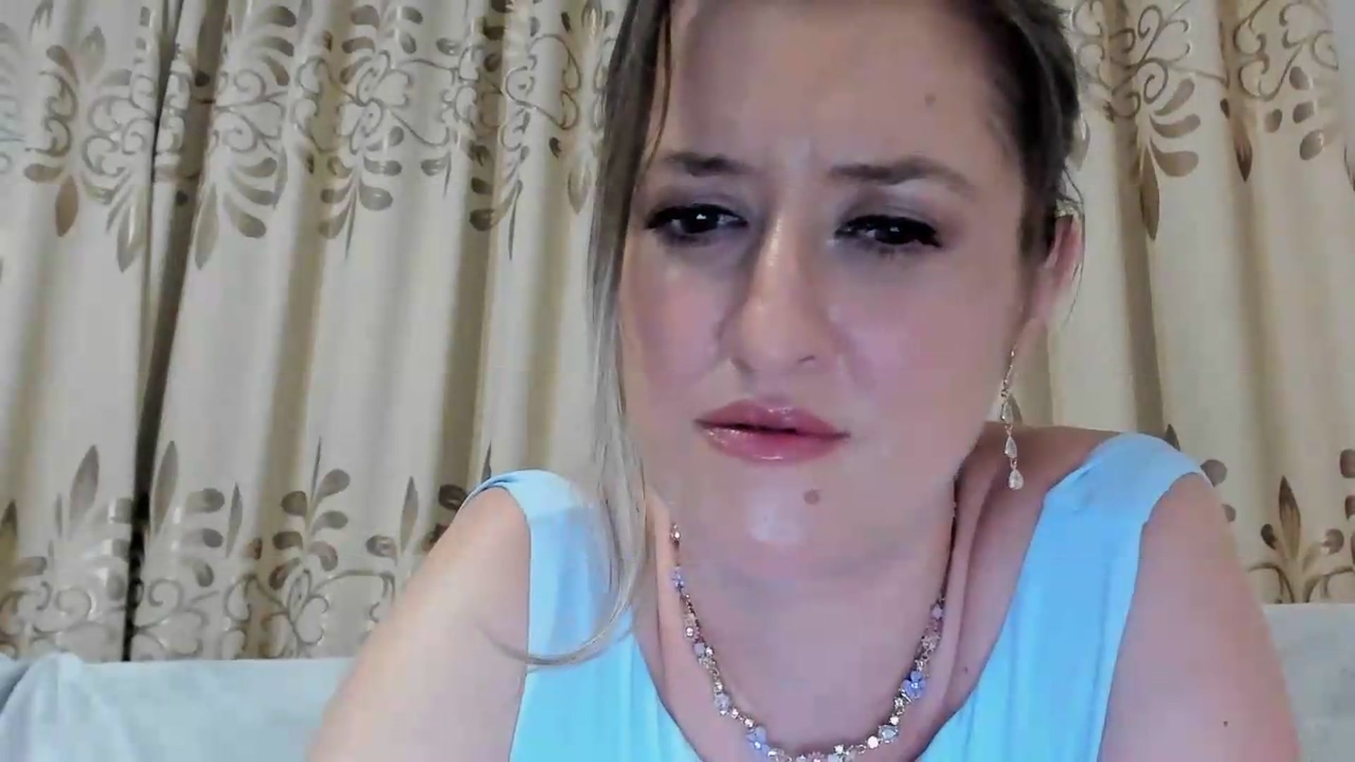 Gallery image thumbnail from BestDream's myfreecams stream on, 08/04/2026, 23:11 image 4 of 20