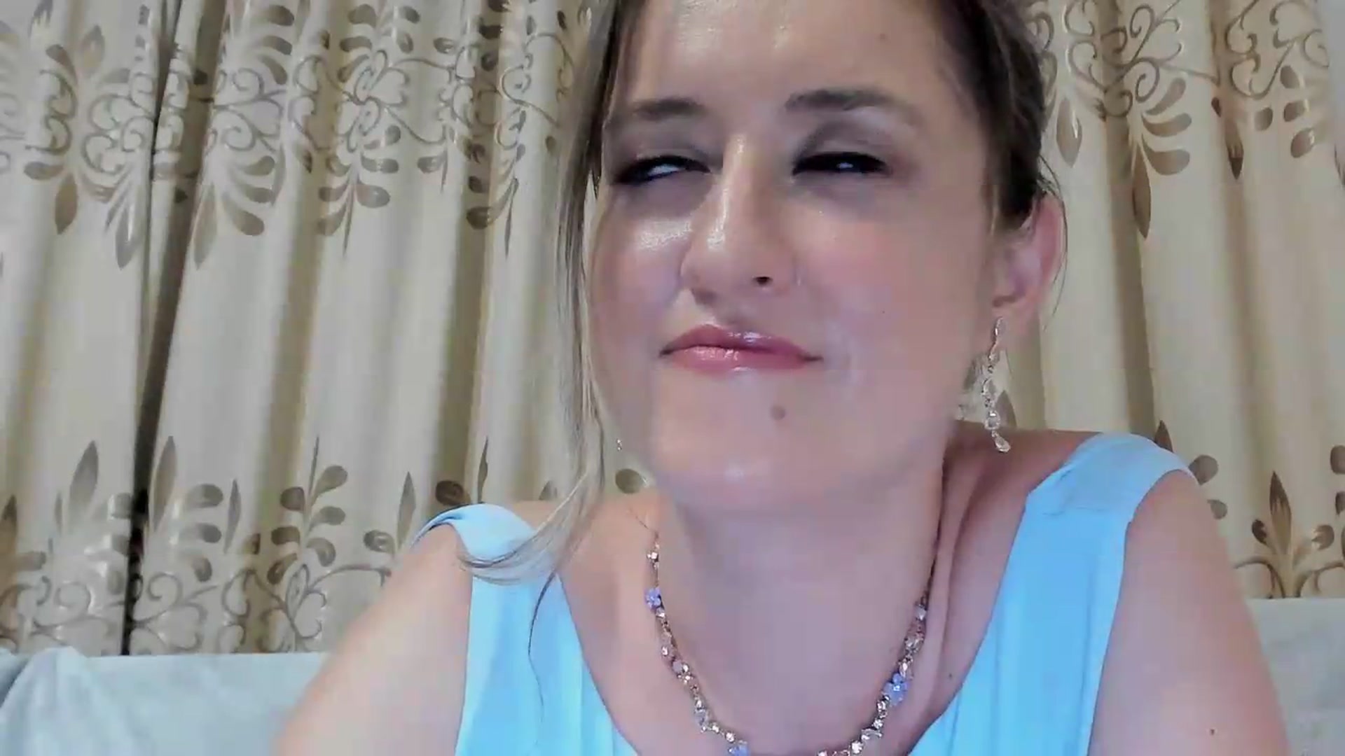 Gallery image thumbnail from BestDream's myfreecams stream on, 08/04/2026, 23:11 image 8 of 20