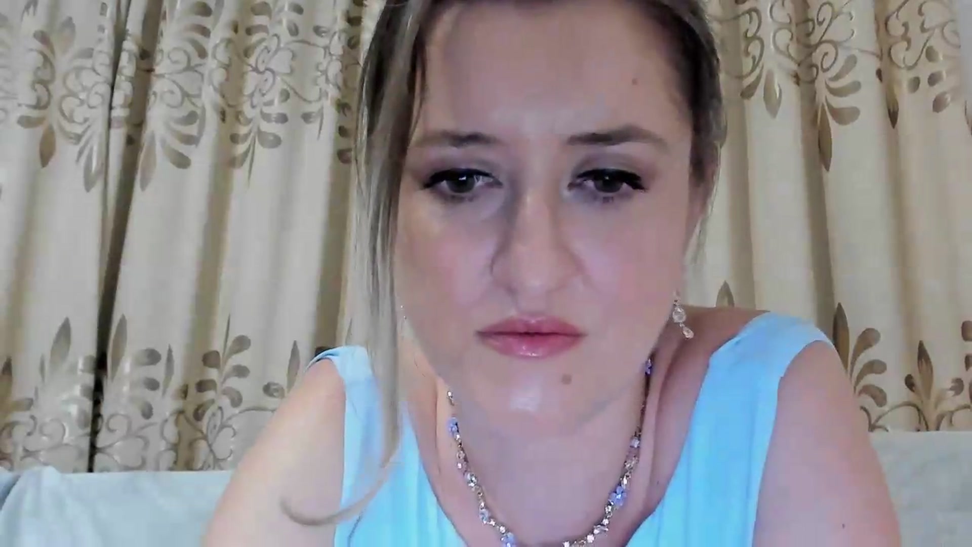 Gallery image thumbnail from BestDream's myfreecams stream on, 08/04/2026, 23:11 image 10 of 20