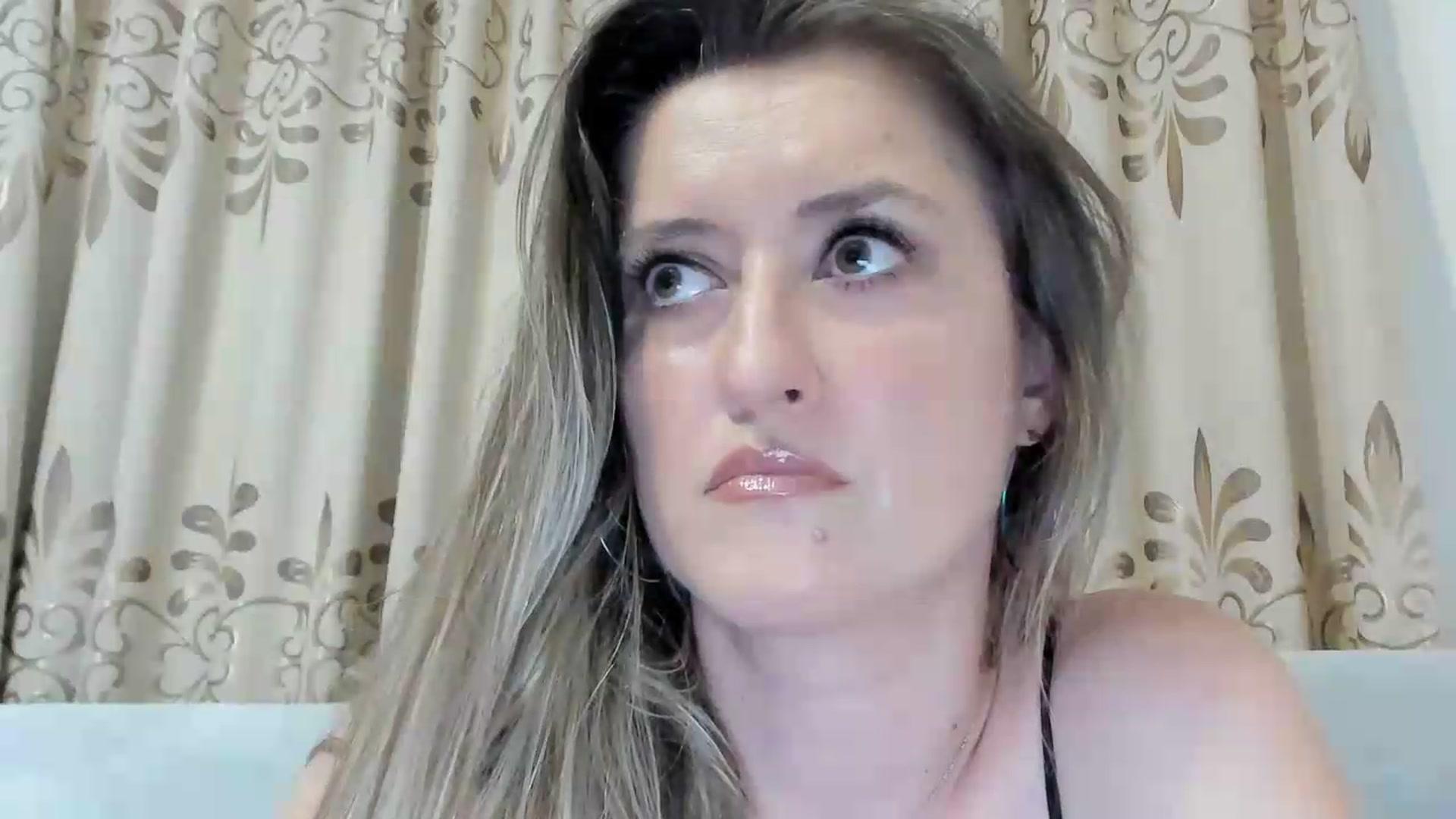 Gallery image thumbnail from BestDream's myfreecams stream on, 08/05/2026, 23:13 image 3 of 20
