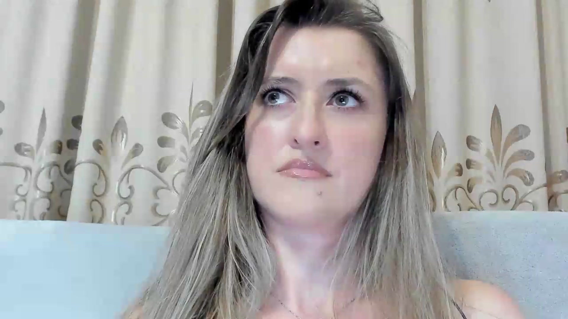 Gallery image thumbnail from BestDream's myfreecams stream on, 08/05/2026, 23:13 image 15 of 20
