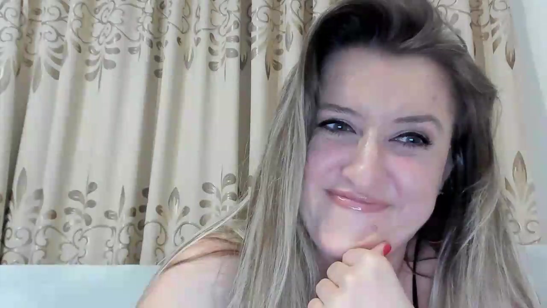 Gallery image thumbnail from BestDream's myfreecams stream on, 08/05/2026, 23:13 image 8 of 20