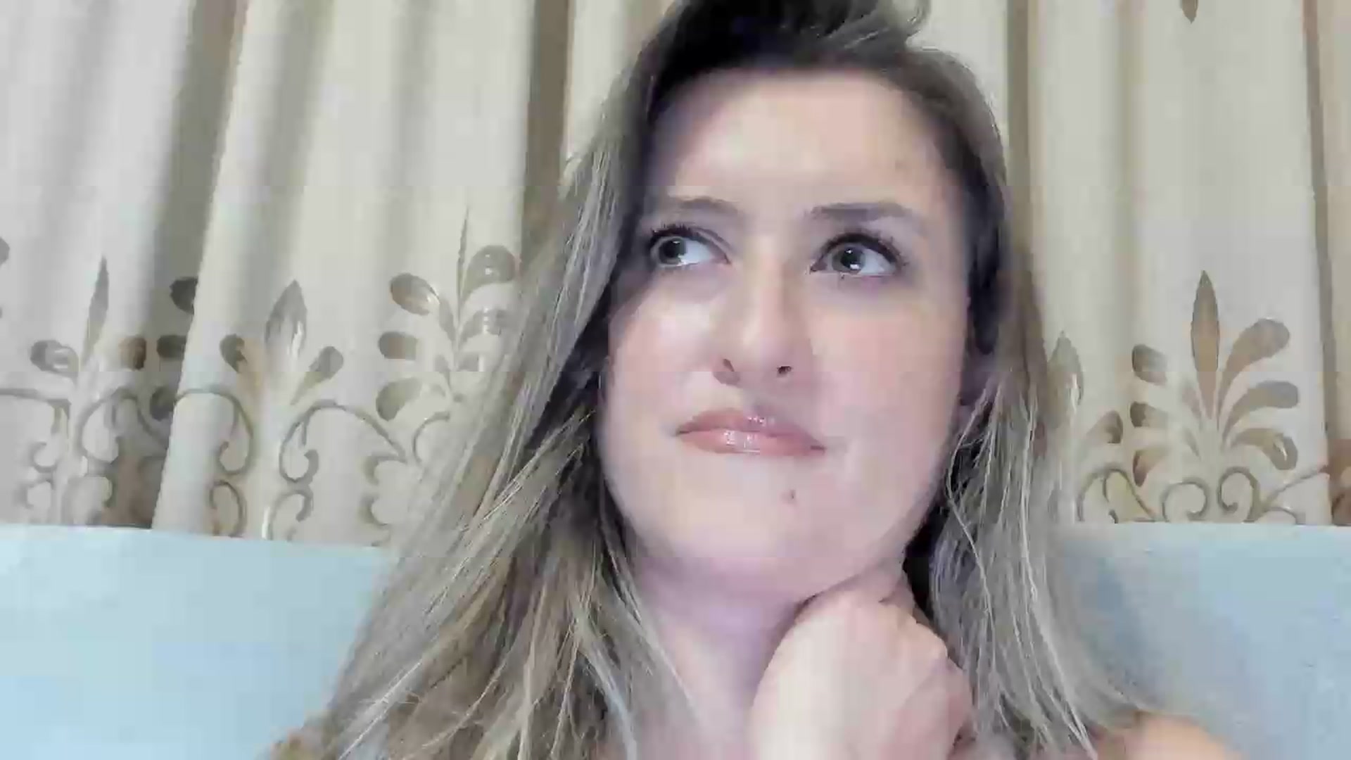 Gallery image thumbnail from BestDream's myfreecams stream on, 08/06/2026, 24:41 image 6 of 20