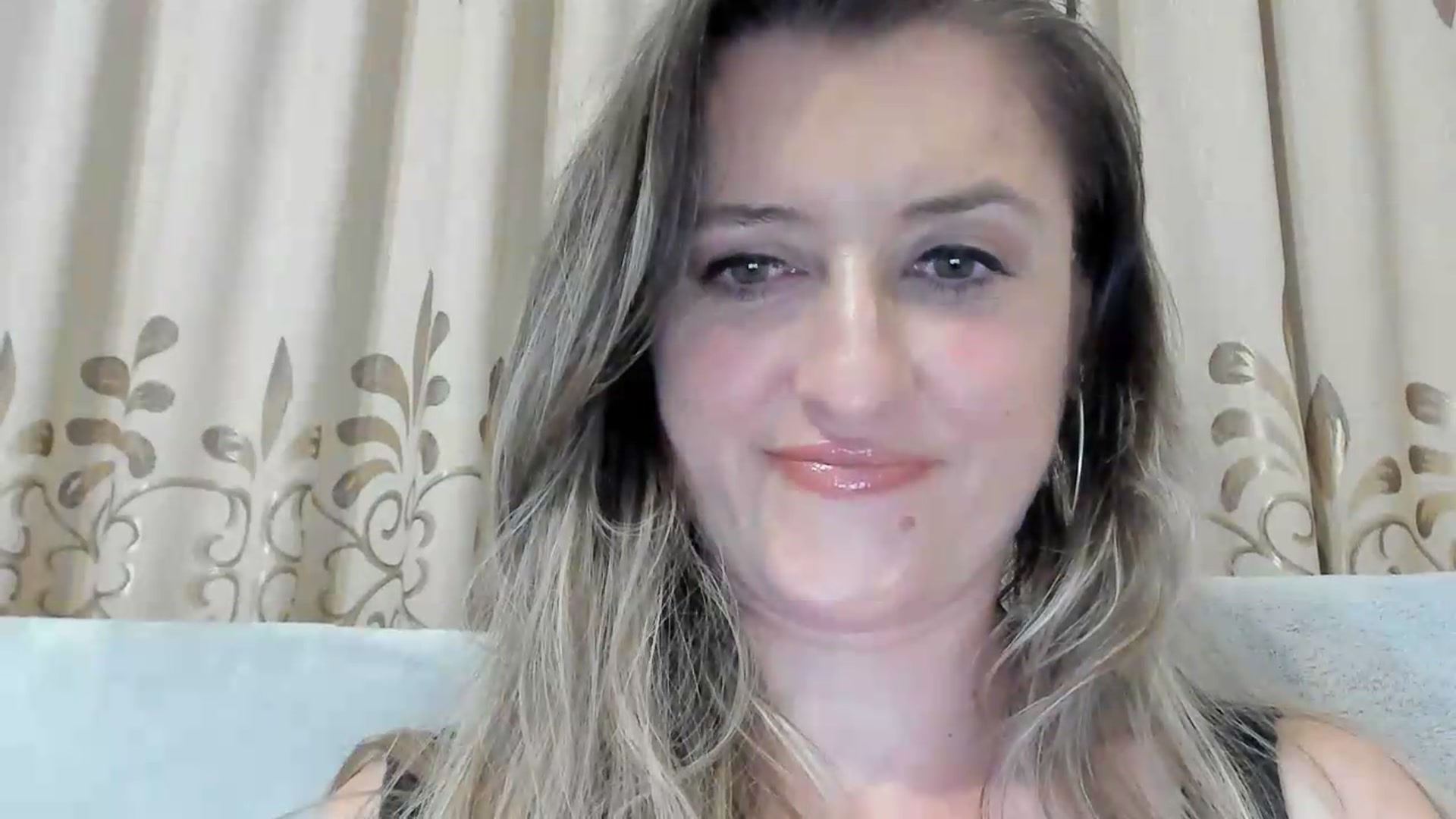 Gallery image thumbnail from BestDream's myfreecams stream on, 08/06/2026, 21:36 image 18 of 20