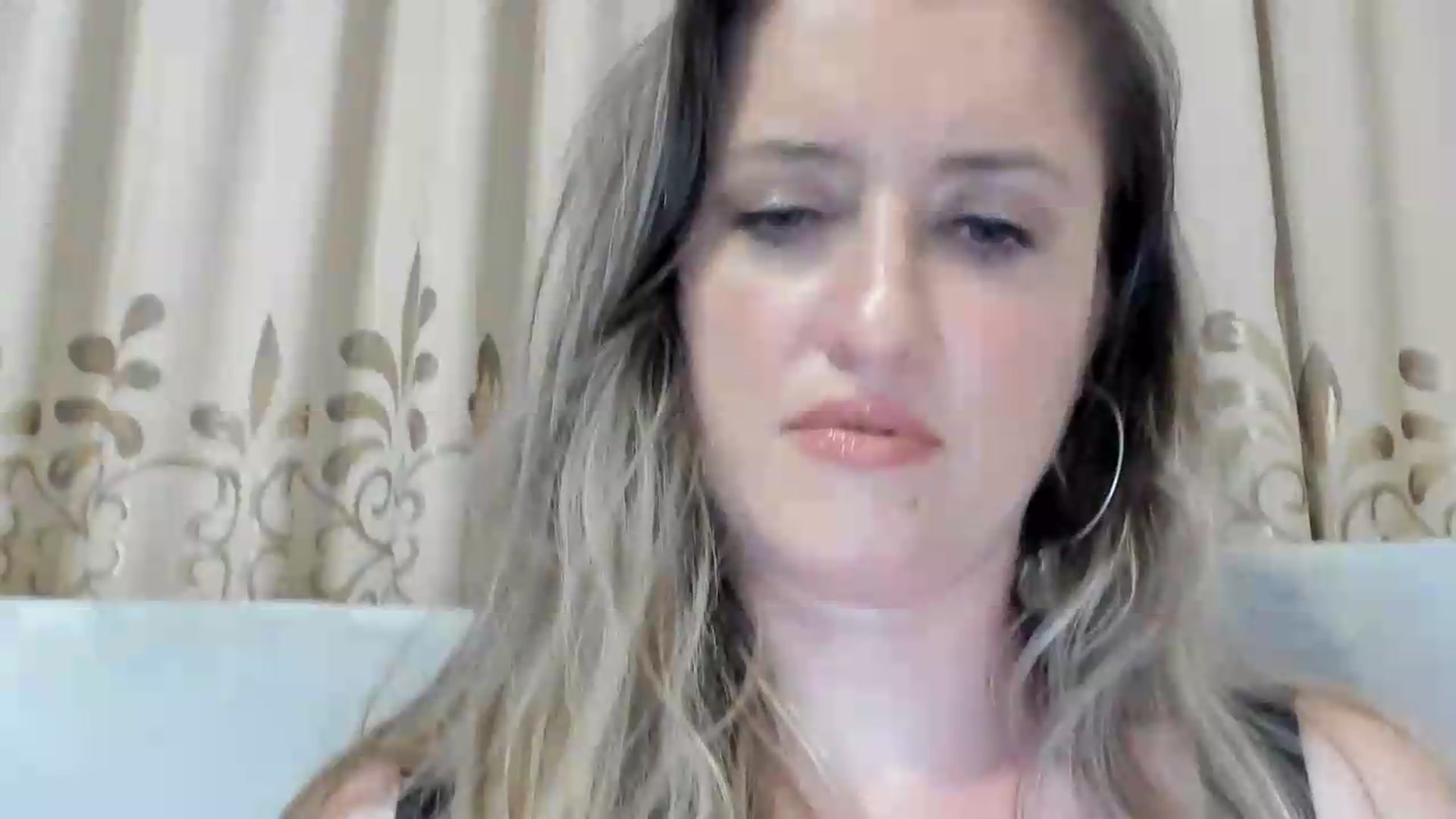 Gallery image thumbnail from BestDream's myfreecams stream on, 08/06/2026, 21:36 image 15 of 20