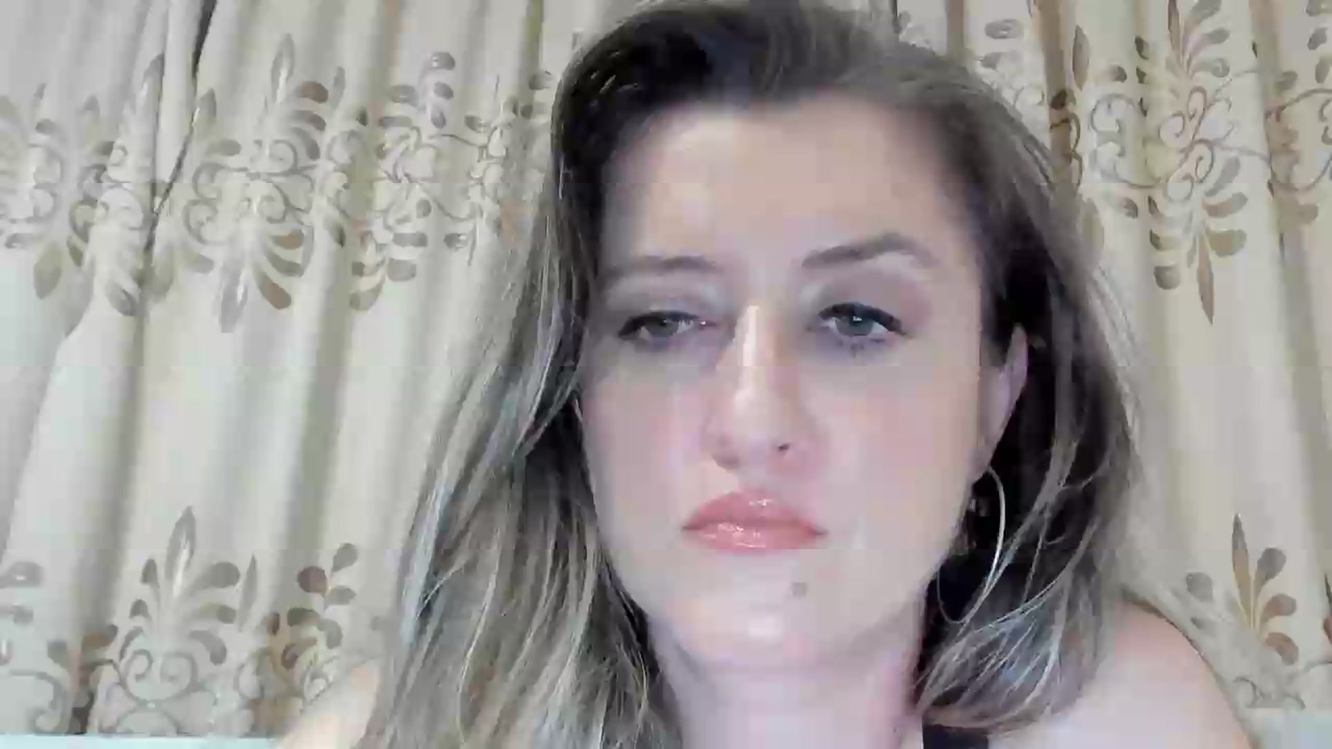 Gallery image thumbnail from BestDream's myfreecams stream on, 08/06/2026, 21:36 image 4 of 20