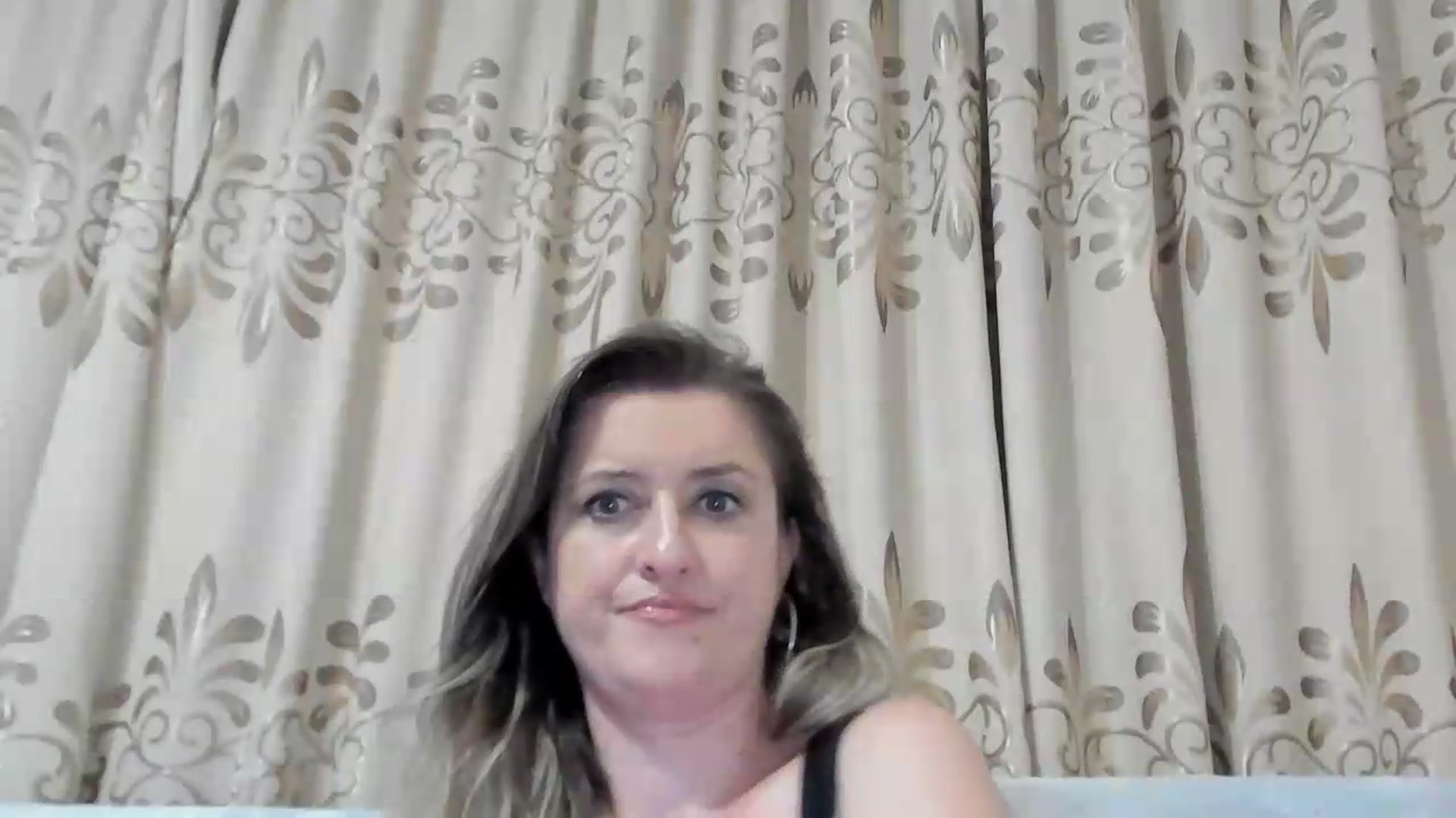 Gallery image thumbnail from BestDream's myfreecams stream on, 08/06/2026, 21:36 image 7 of 20