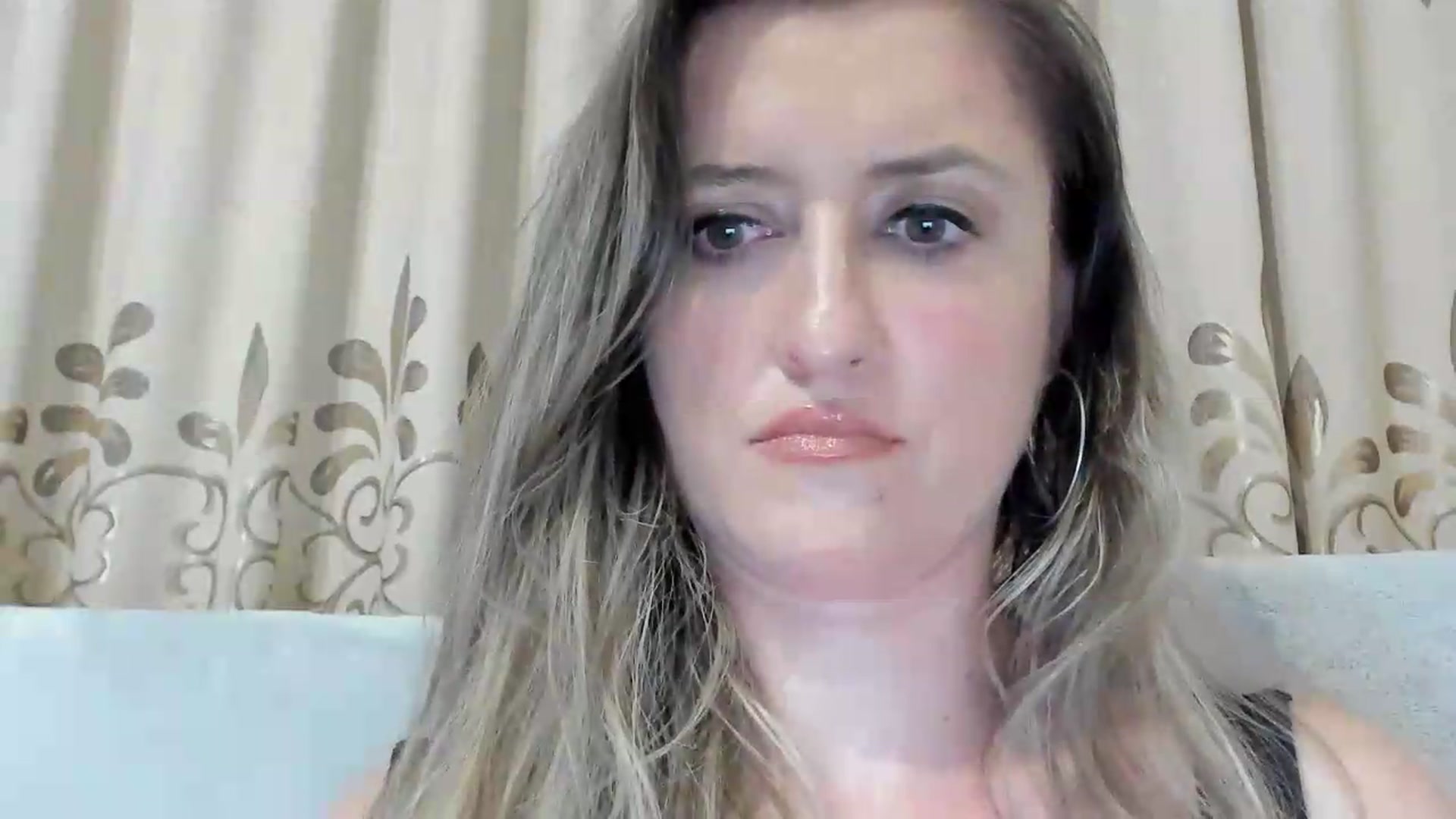 Gallery image thumbnail from BestDream's myfreecams stream on, 08/06/2026, 21:36 image 19 of 20