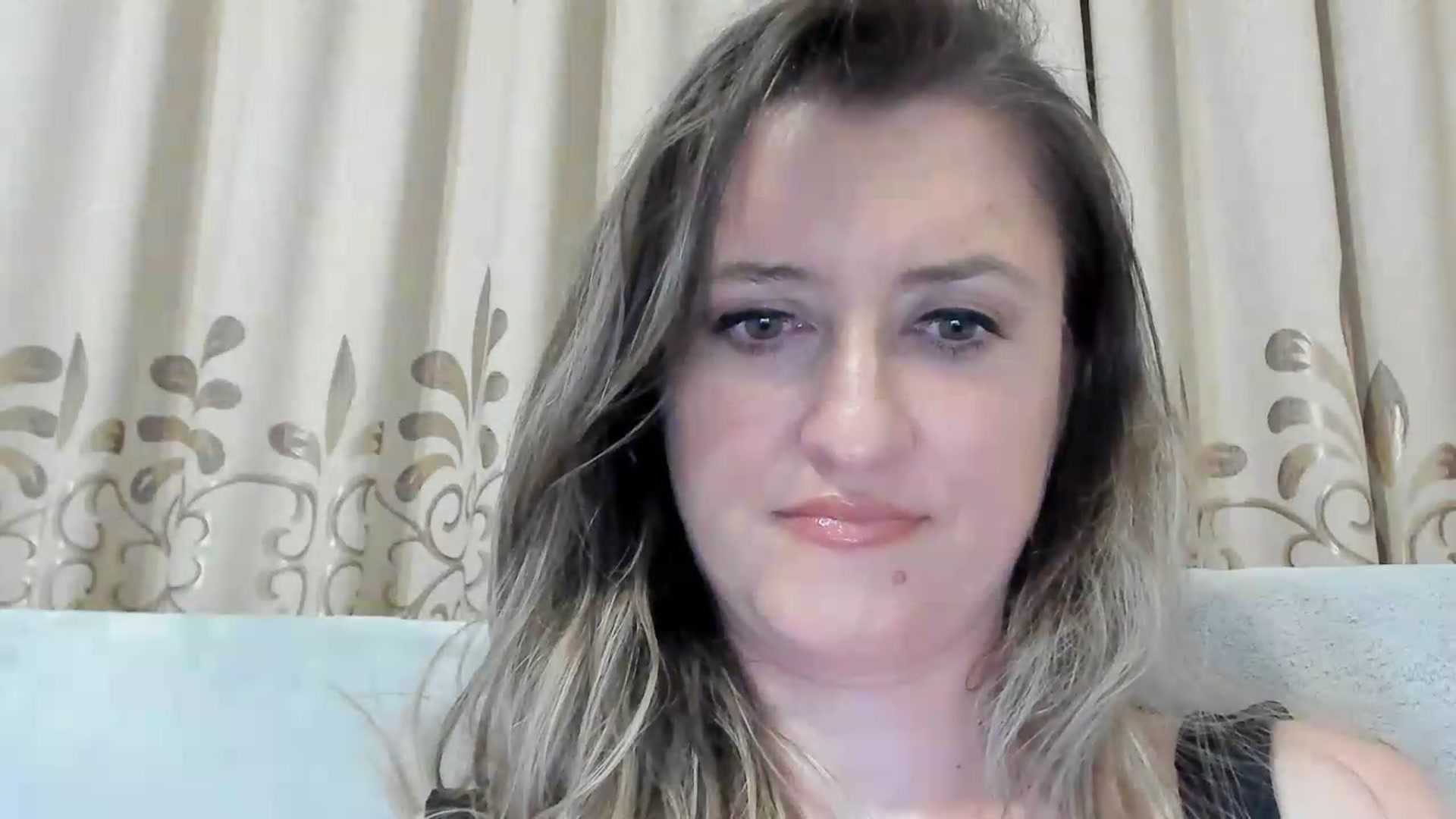 Gallery image thumbnail from BestDream's myfreecams stream on, 08/06/2026, 21:59 image 12 of 20
