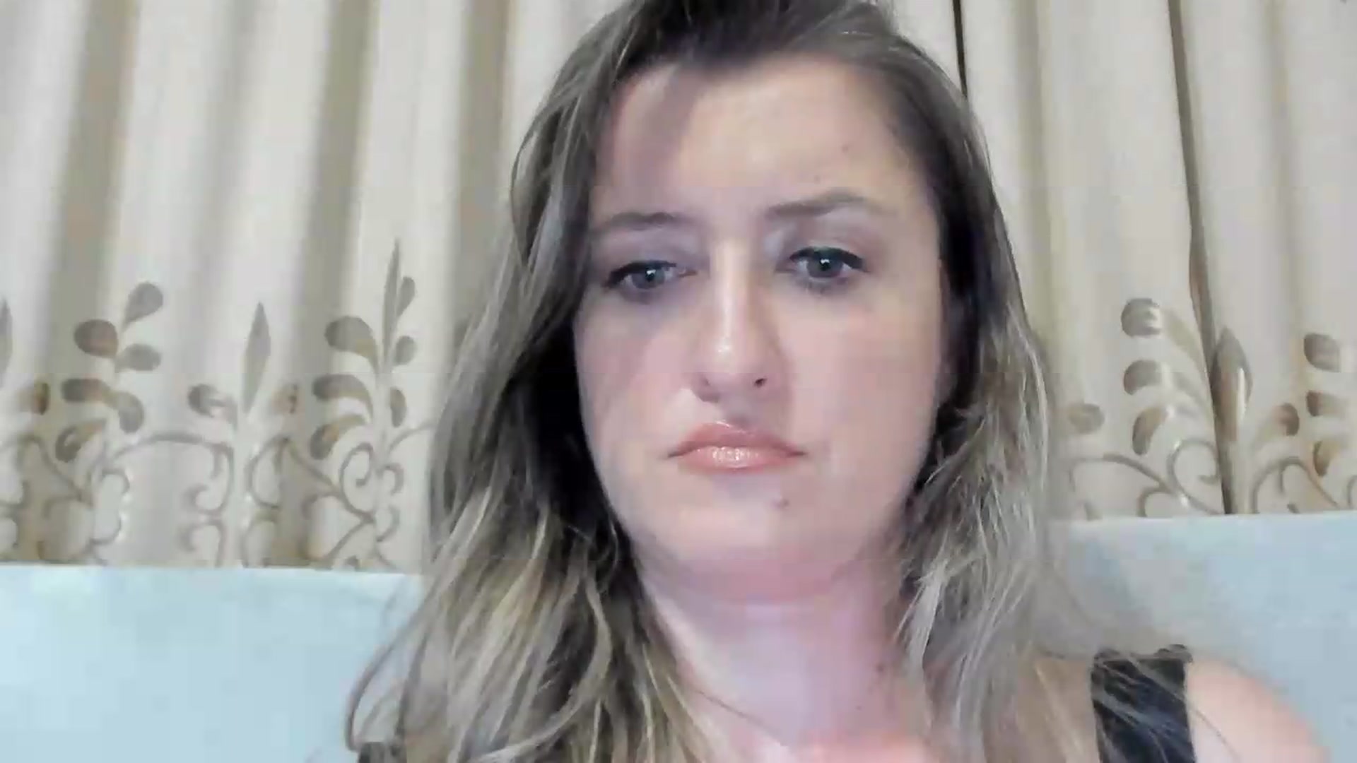 Gallery image thumbnail from BestDream's myfreecams stream on, 08/06/2026, 21:59 image 18 of 20