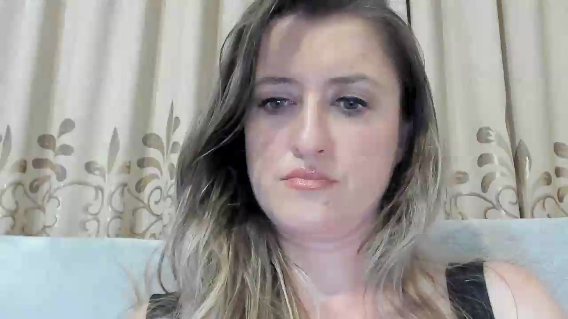 Gallery image thumbnail from BestDream's myfreecams stream on, 08/06/2026, 21:59 image 10 of 20