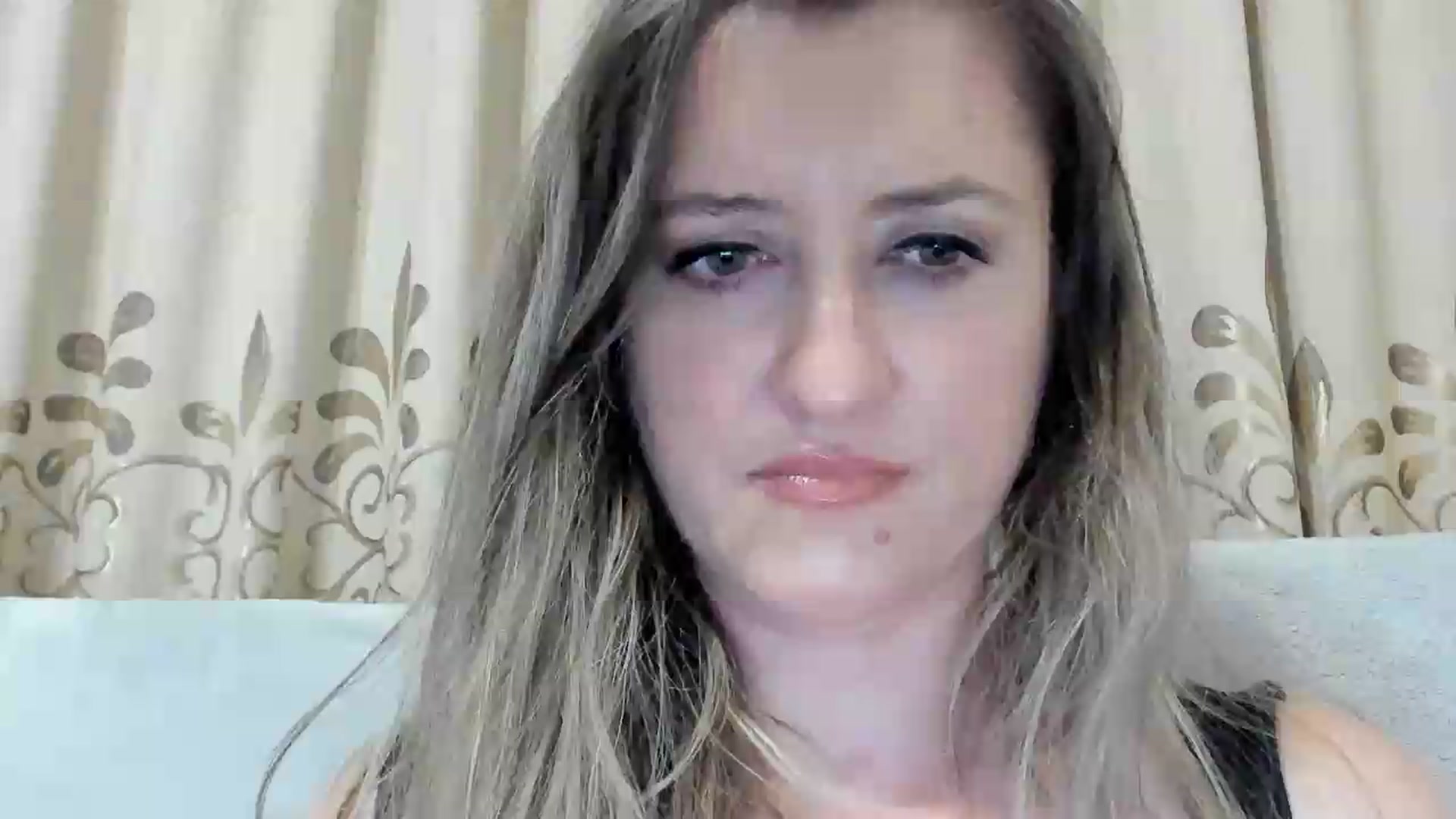 Gallery image thumbnail from BestDream's myfreecams stream on, 08/06/2026, 21:59 image 4 of 20