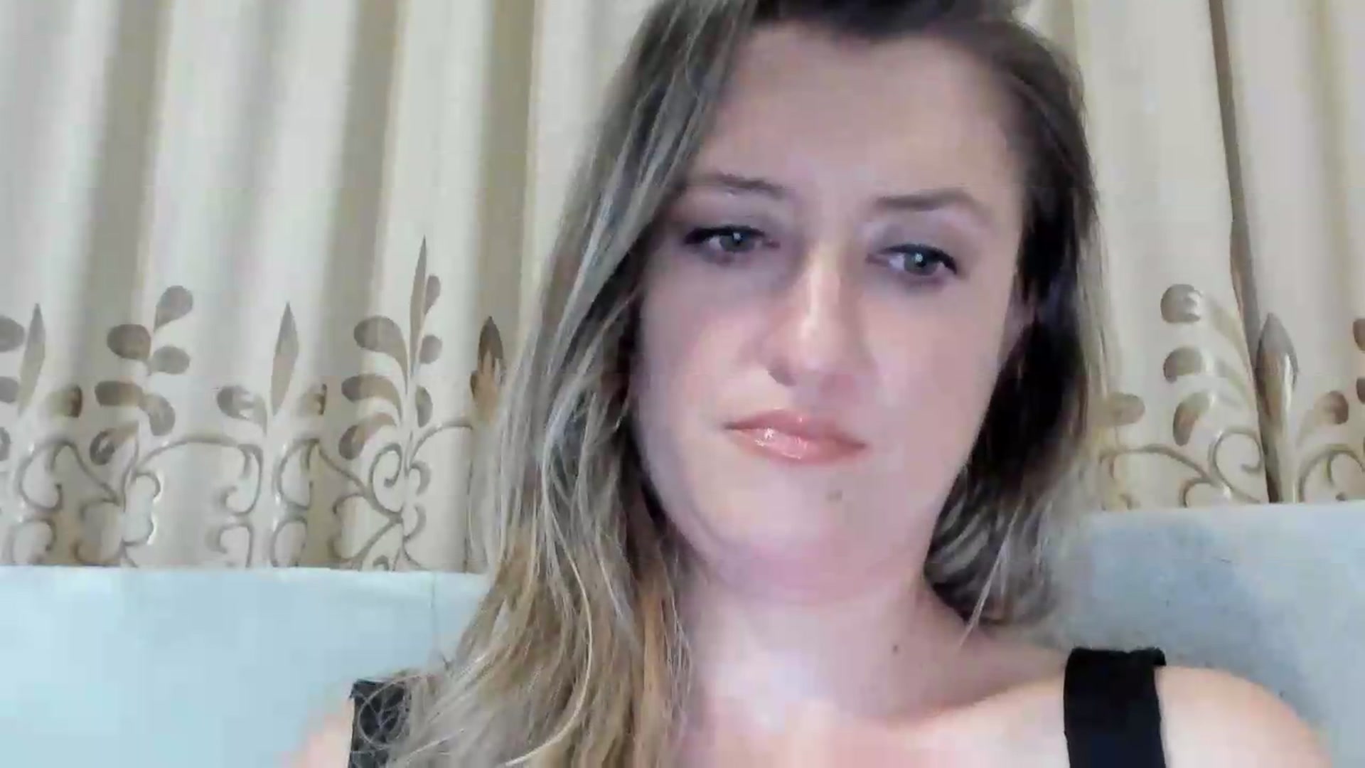 Gallery image thumbnail from BestDream's myfreecams stream on, 08/06/2026, 22:31 image 11 of 20