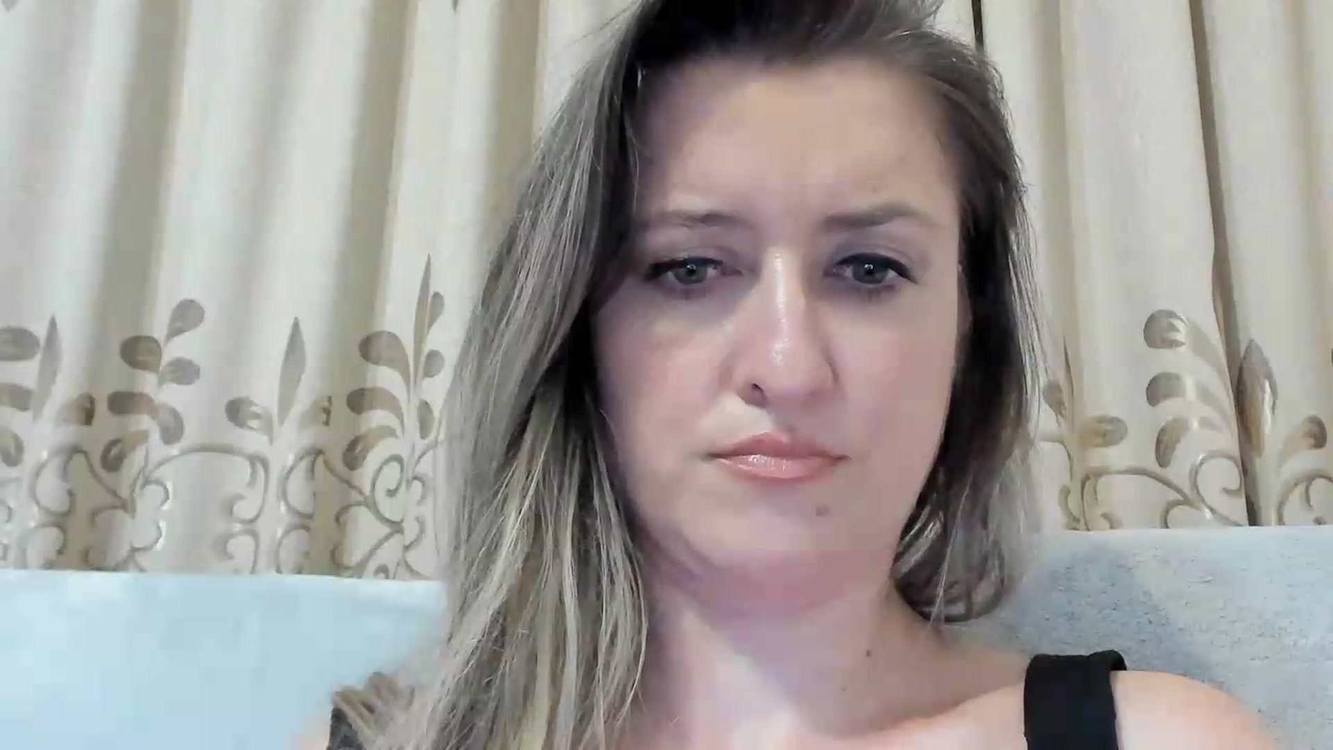 Gallery image thumbnail from BestDream's myfreecams stream on, 08/06/2026, 22:31 image 6 of 20