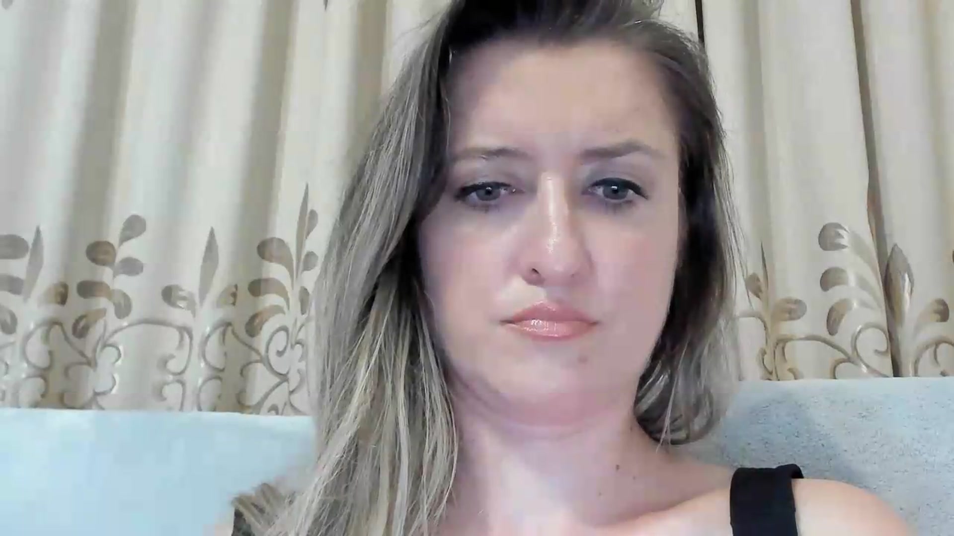 Gallery image thumbnail from BestDream's myfreecams stream on, 08/06/2026, 22:31 image 7 of 20