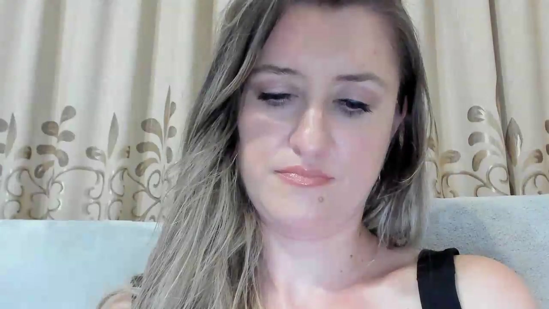 Gallery image thumbnail from BestDream's myfreecams stream on, 08/06/2026, 22:31 image 14 of 20