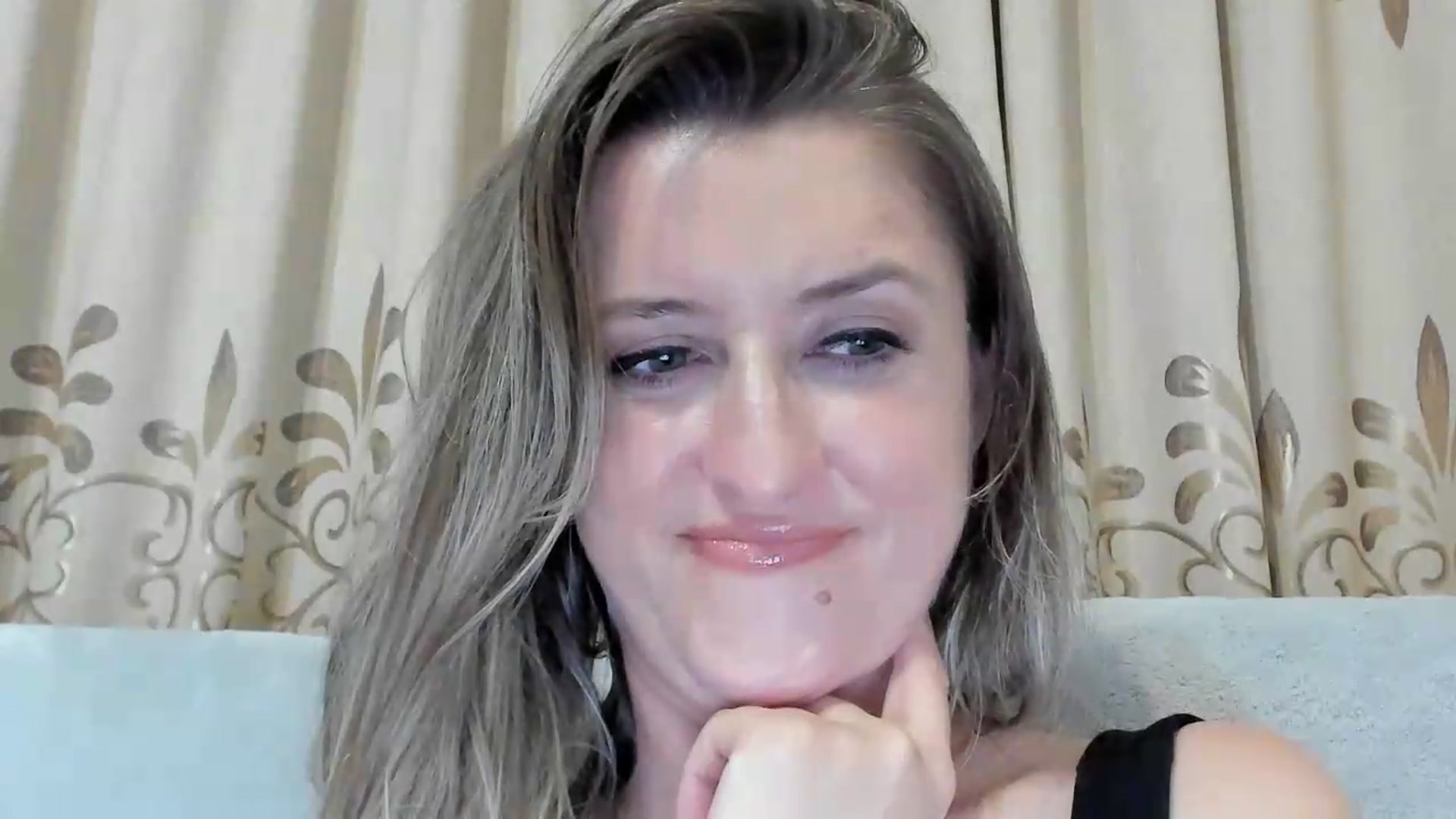 Gallery image thumbnail from BestDream's myfreecams stream on, 08/06/2026, 22:58 image 12 of 20