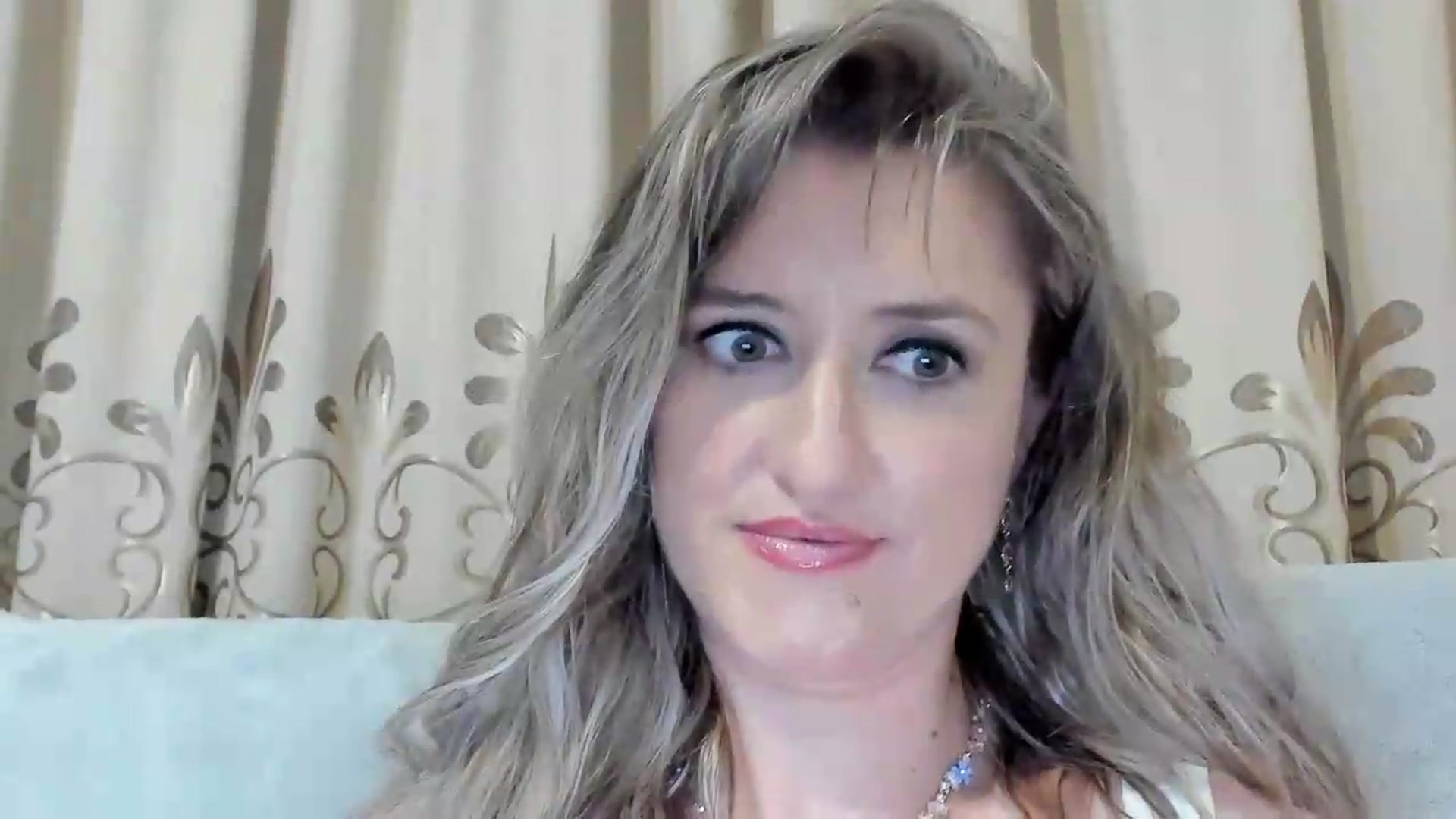Gallery image thumbnail from BestDream's myfreecams stream on, 08/08/2026, 22:10 image 19 of 20