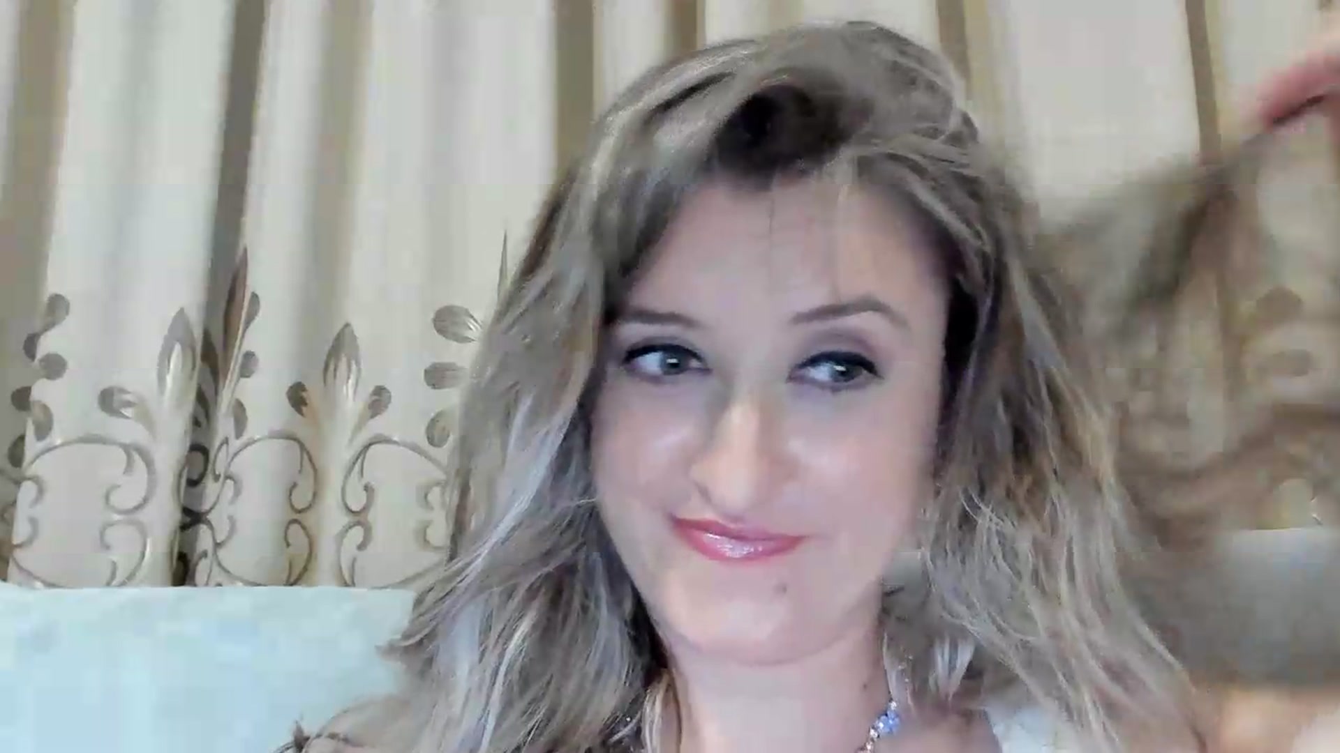 Gallery image thumbnail from BestDream's myfreecams stream on, 08/08/2026, 22:10 image 18 of 20