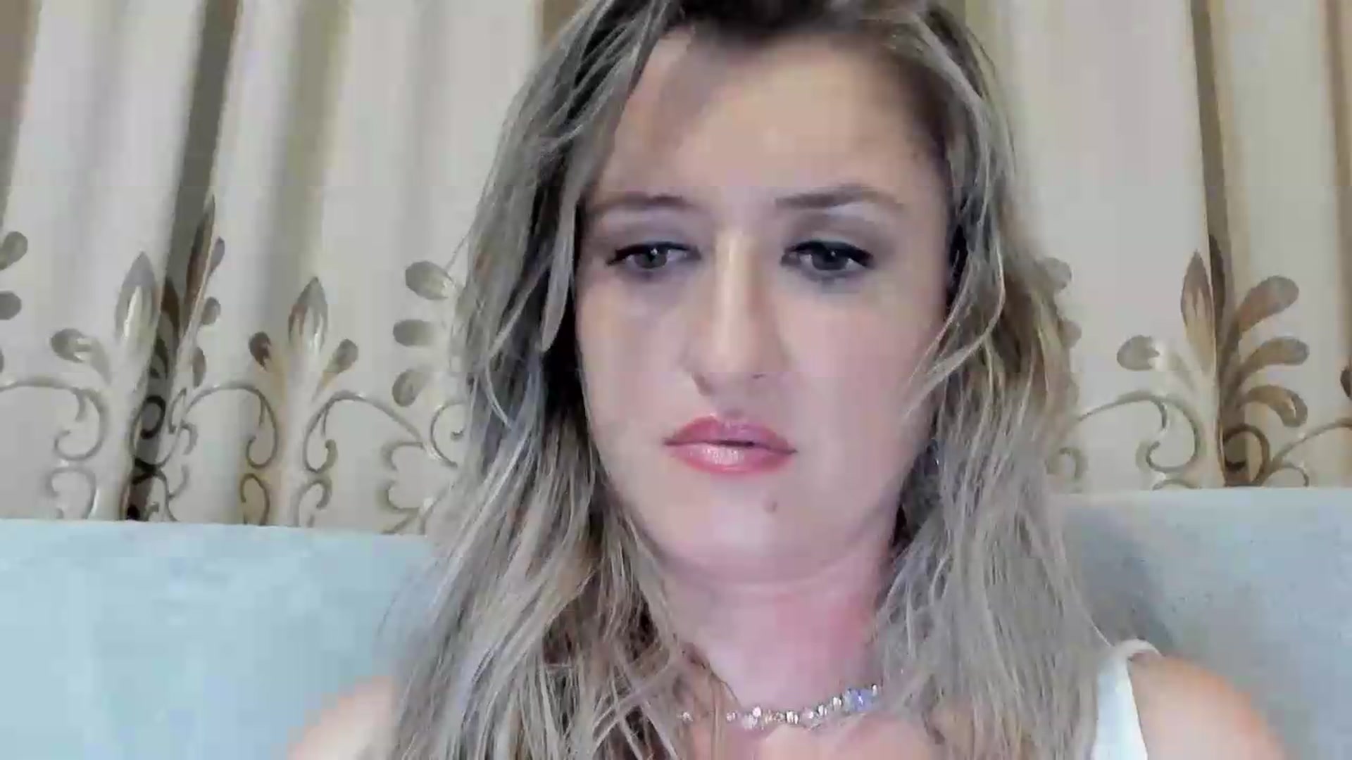 Gallery image thumbnail from BestDream's myfreecams stream on, 08/08/2026, 23:38 image 6 of 20