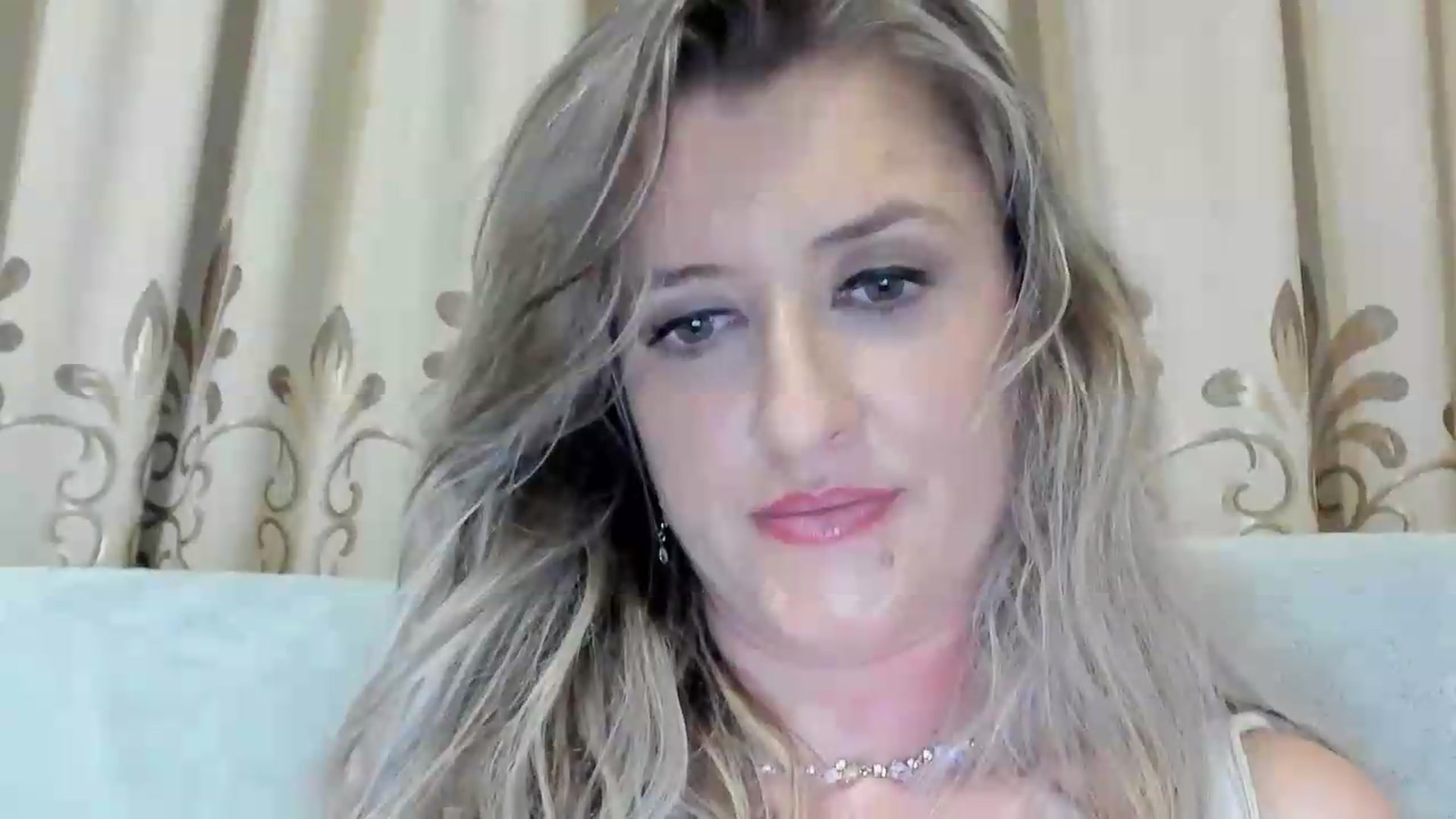 Gallery image thumbnail from BestDream's myfreecams stream on, 08/08/2026, 23:38 image 5 of 20