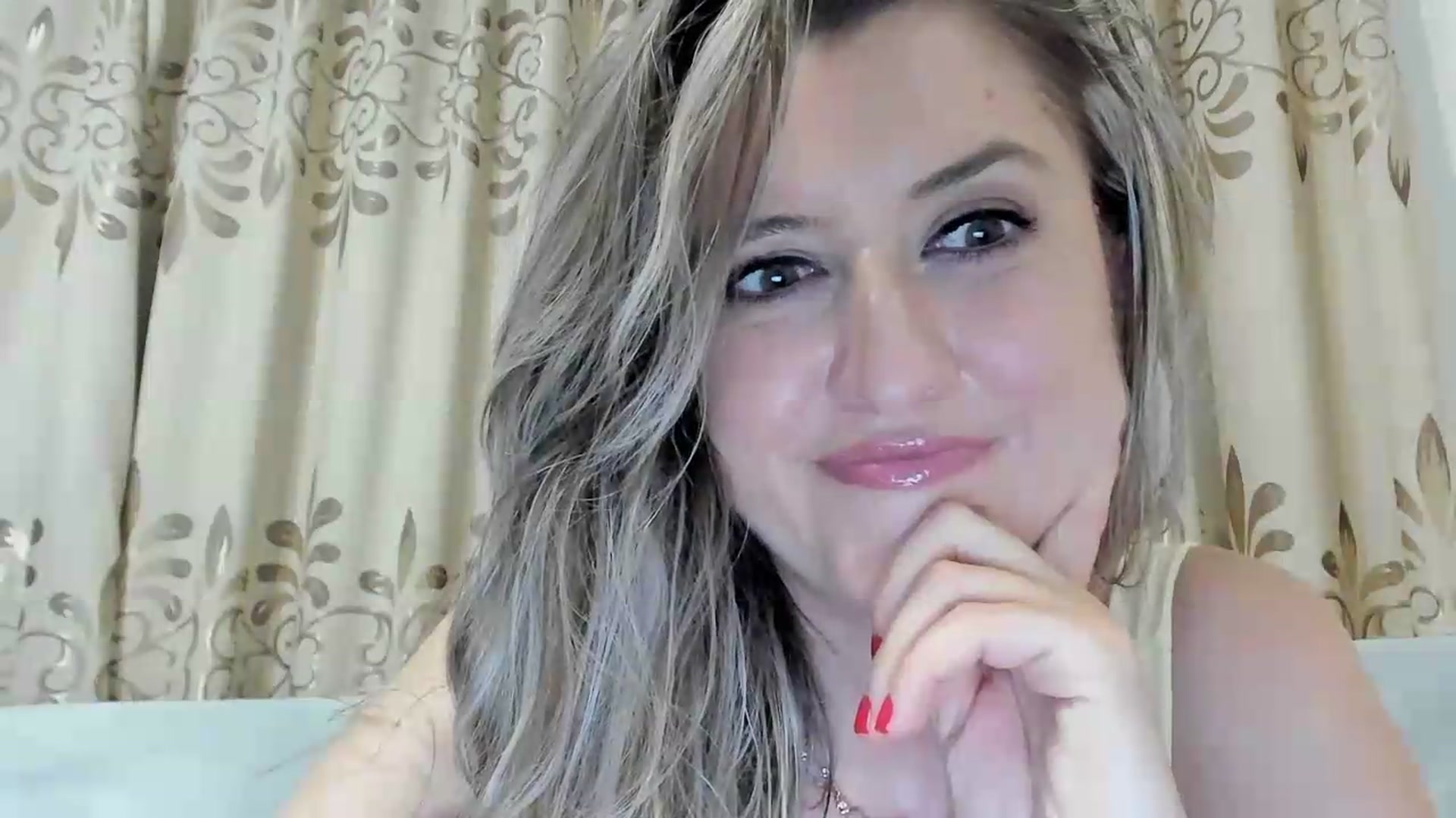 Gallery image thumbnail from BestDream's myfreecams stream on, 08/09/2026, 21:50 image 14 of 20