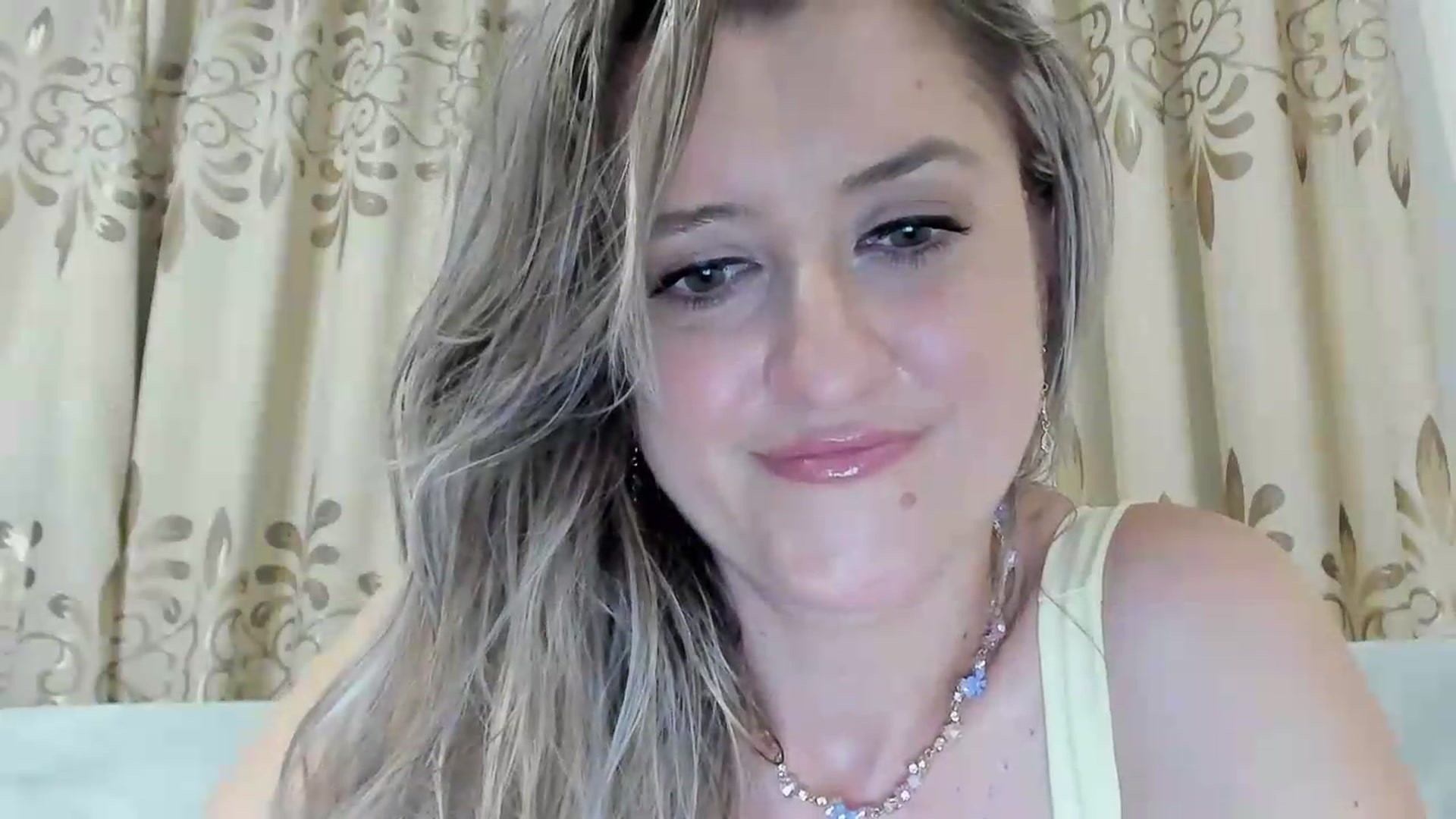 Gallery image thumbnail from BestDream's myfreecams stream on, 08/09/2026, 21:50 image 7 of 20