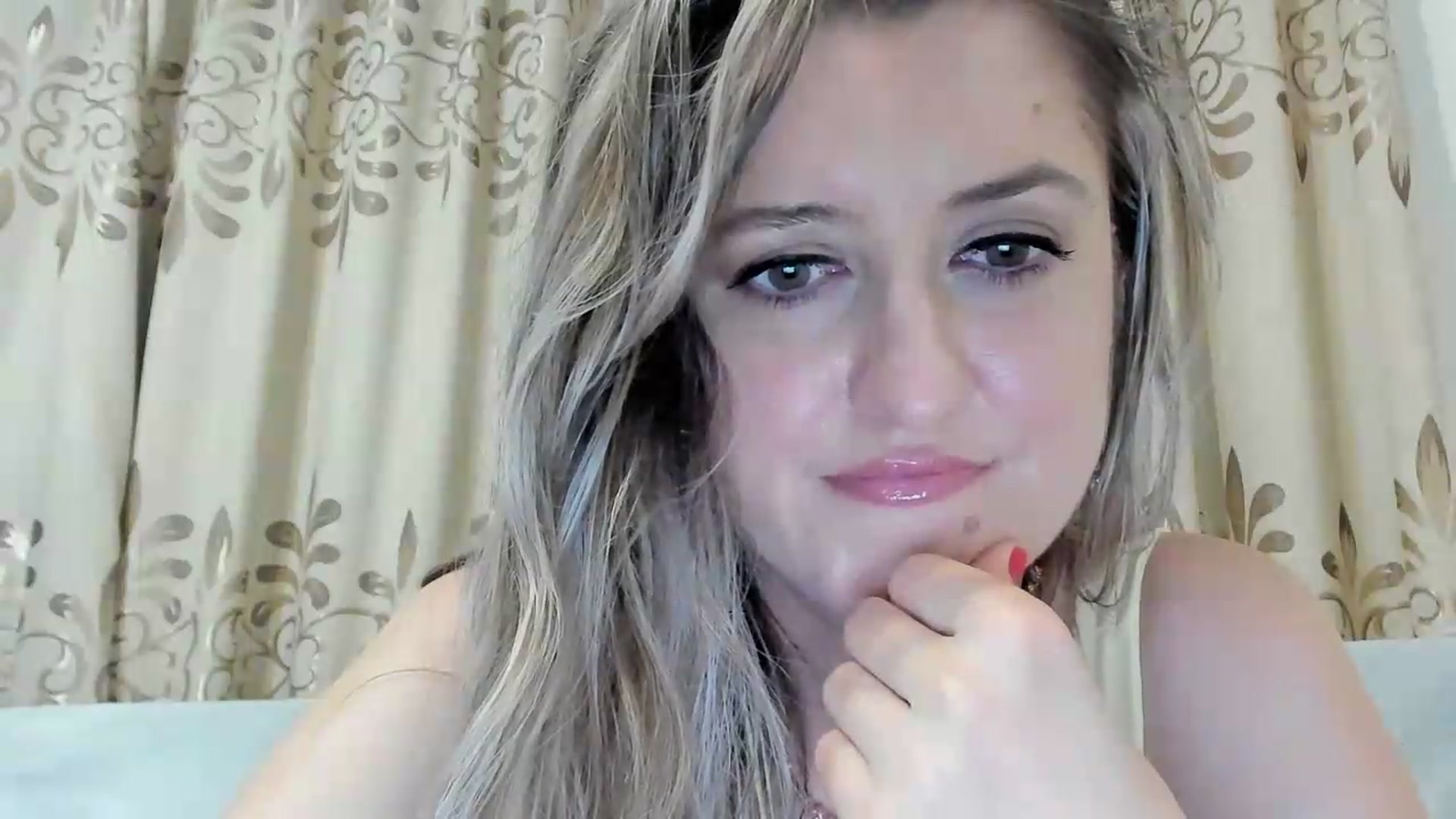 Gallery image thumbnail from BestDream's myfreecams stream on, 08/09/2026, 21:50 image 15 of 20