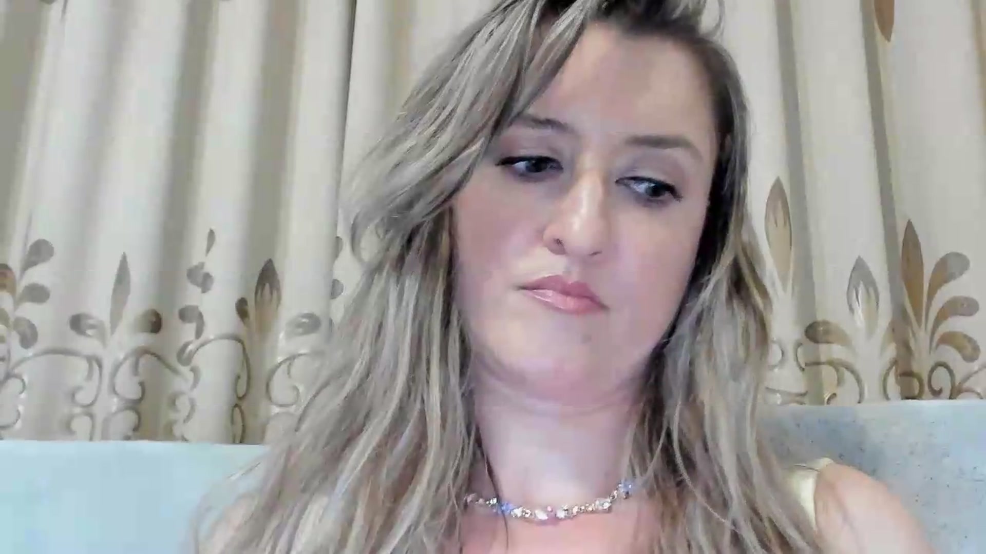 Gallery image thumbnail from BestDream's myfreecams stream on, 08/09/2026, 23:08 image 9 of 20