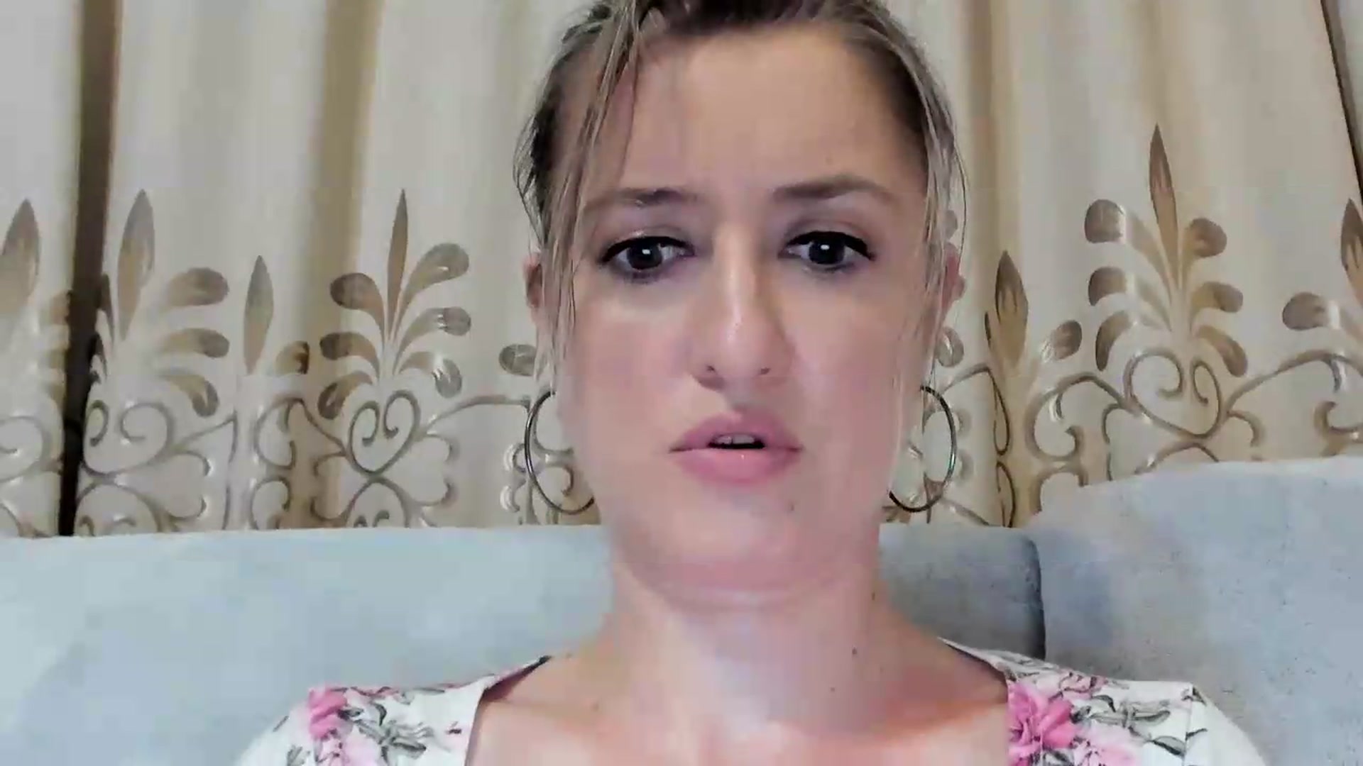 Gallery image thumbnail from BestDream's myfreecams stream on, 08/10/2026, 23:04 image 13 of 20