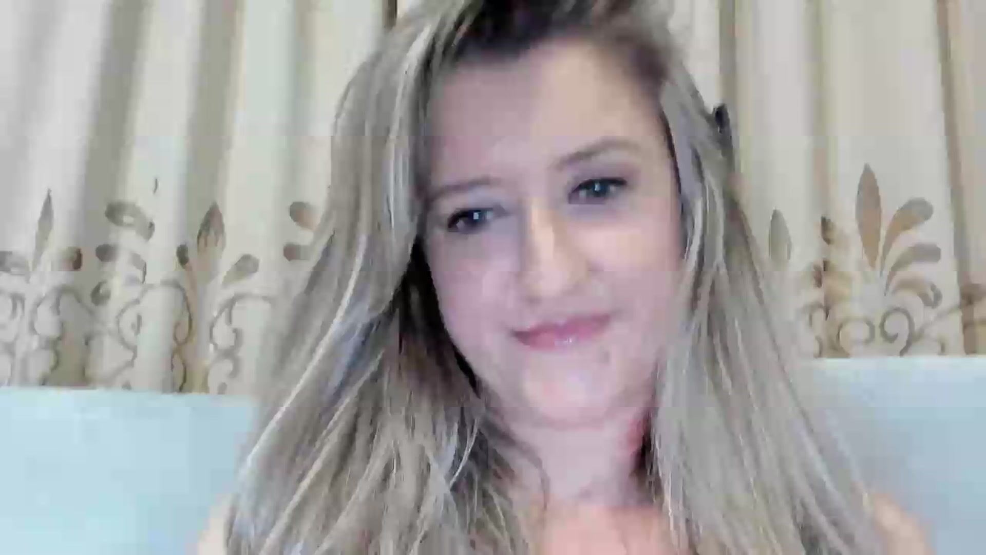 Gallery image thumbnail from BestDream's myfreecams stream on, 08/11/2026, 23:14 image 4 of 20
