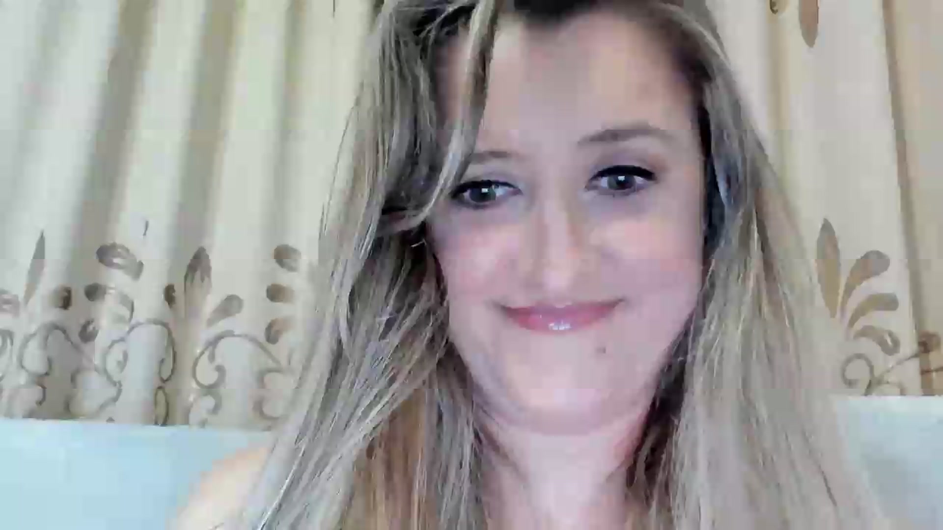 Gallery image thumbnail from BestDream's myfreecams stream on, 08/11/2026, 23:14 image 12 of 20