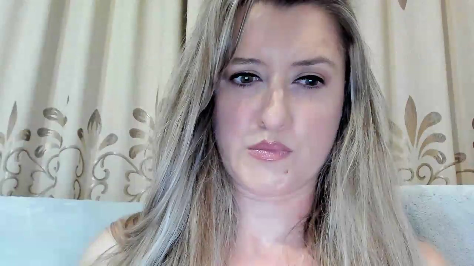 Gallery image thumbnail from BestDream's myfreecams stream on, 08/11/2026, 23:14 image 20 of 20